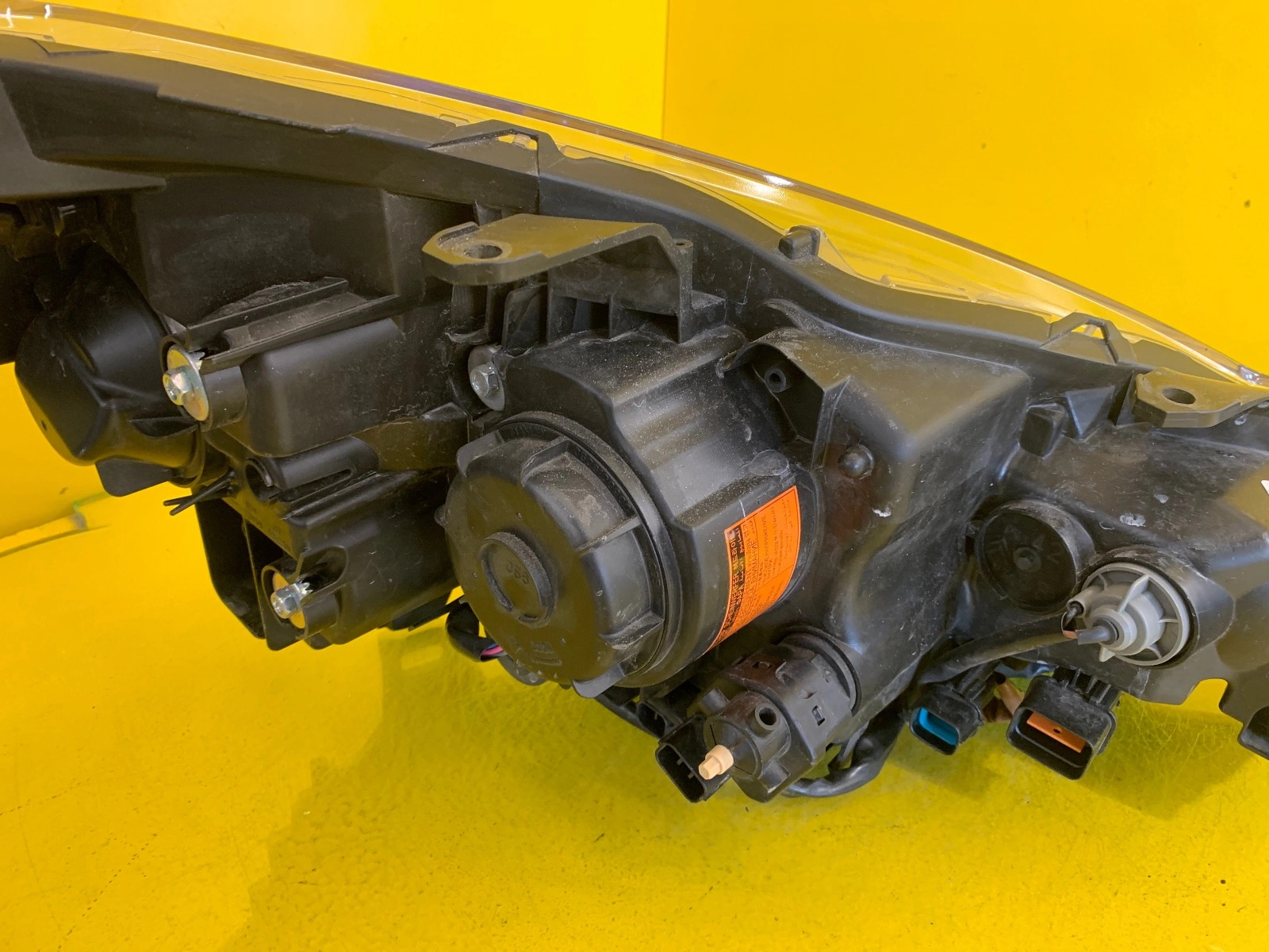 Reflektor LAMPA LEWA CITROEN C-CROSSER XENON 07-12 Autolamps 7 Reflektor LAMPA LEWA CITROEN C-CROSSER XENON 07-12