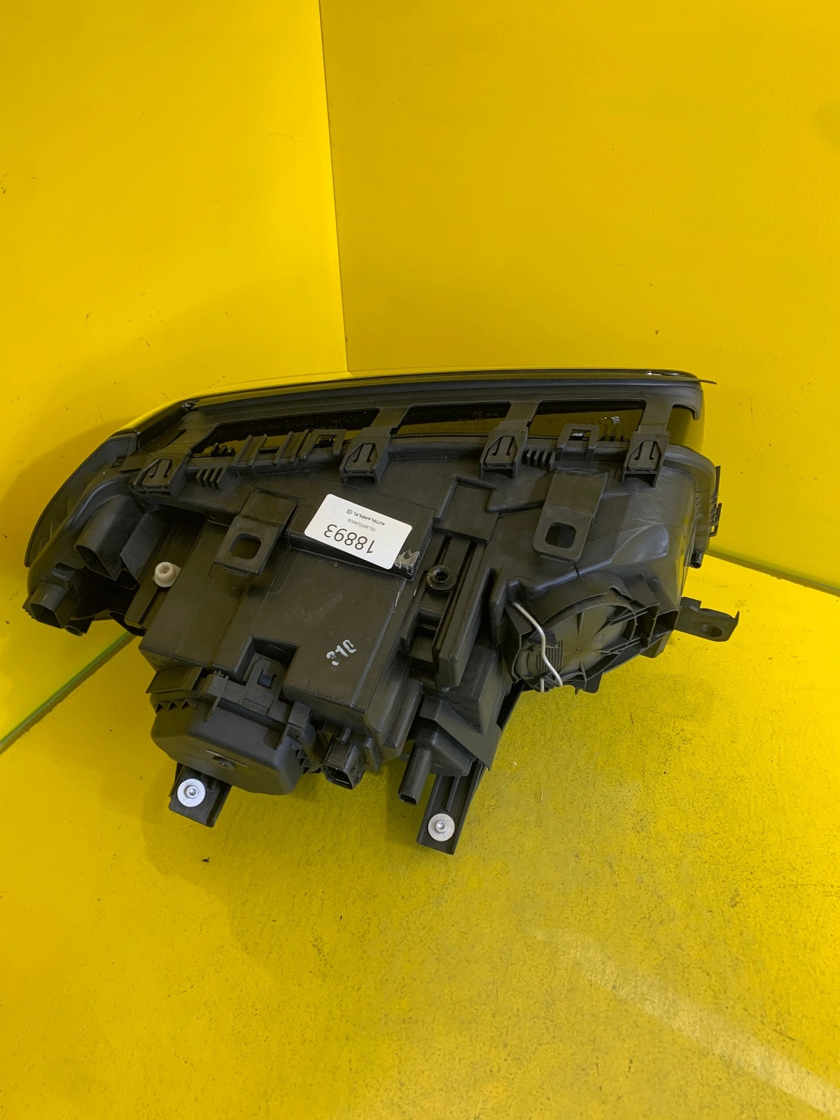 Reflektor LAMPA LEWA PRZEDNIA BMW X3 E83 XENON skrętny Autolamps 4 Reflektor LAMPA LEWA PRZEDNIA BMW X3 E83 XENON skrętny