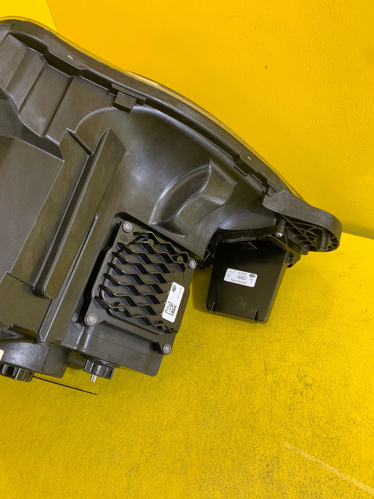 Reflektor LAMPA LEWA DAF XF 106 LIFT LED 2020 Autolamps 5 Reflektor LAMPA LEWA DAF XF 106 LIFT LED 2020