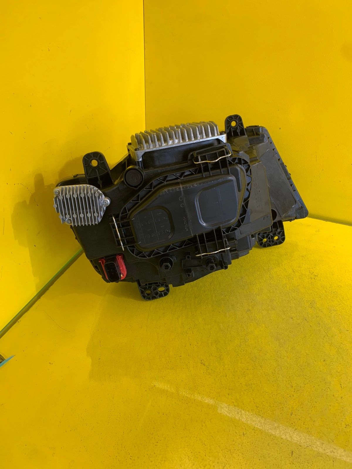 Reflektor Lampa LEWA MAN TGX TGE TGS FULL LED VT251016509 Autolamps 4 Reflektor Lampa LEWA MAN TGX TGE TGS FULL LED VT251016509