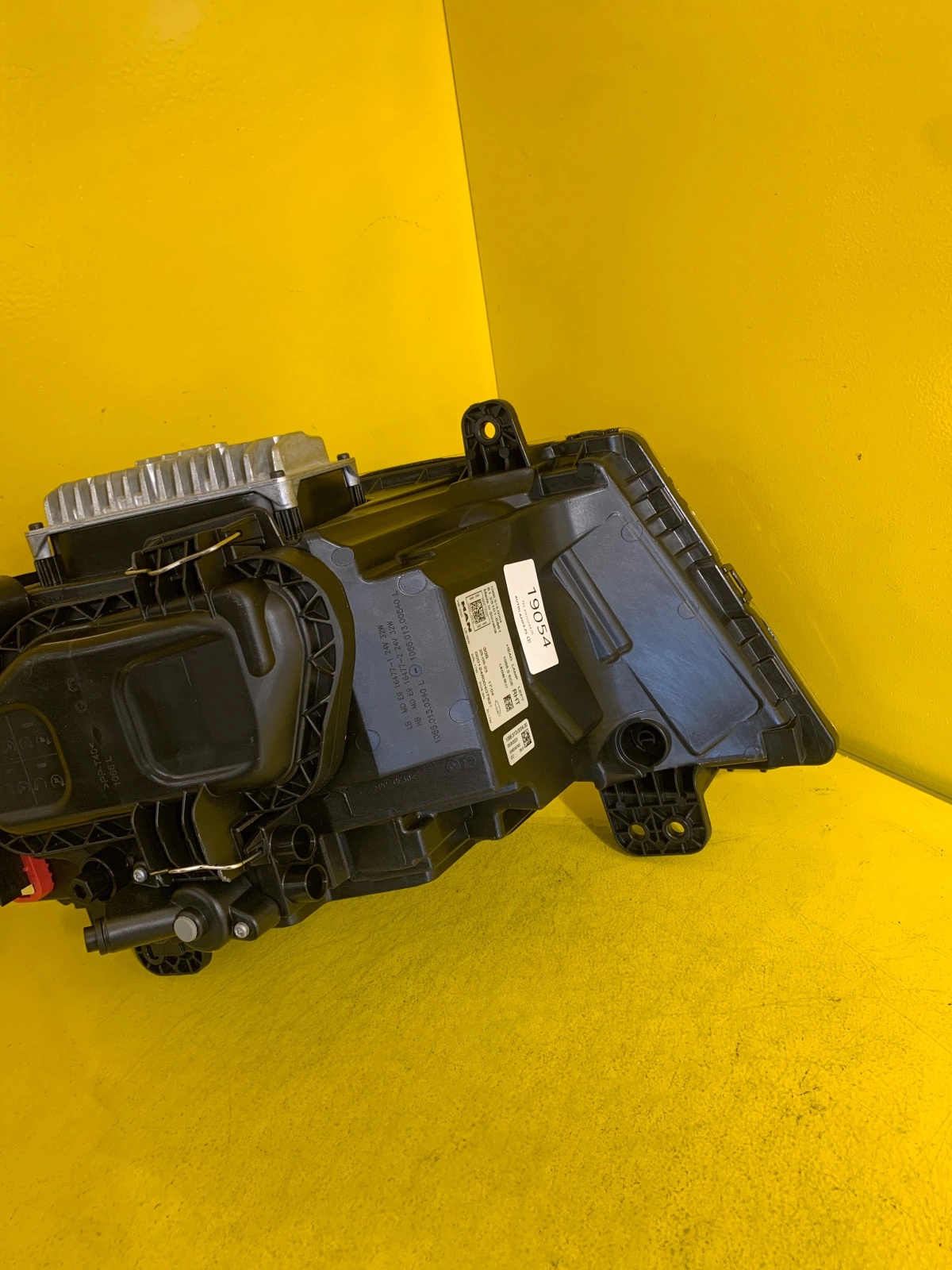 Reflektor Lampa Lewa MAN TGX TGE TGS FULL LED 81251016861 Autolamps 5 Reflektor Lampa Lewa MAN TGX TGE TGS FULL LED 81251016861