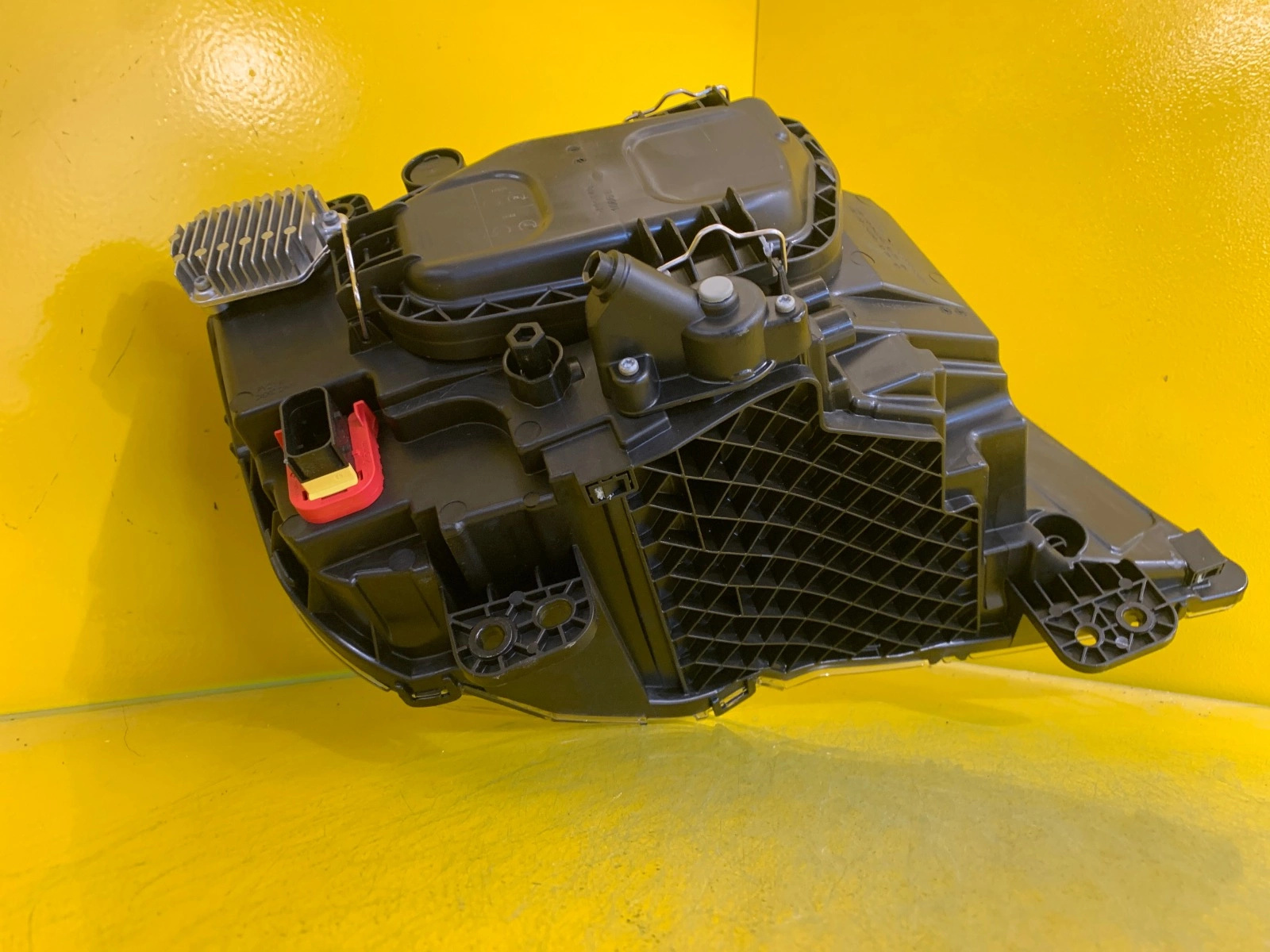 Reflektor Lampa Lewa MAN TGX TGE TGS FULL LED 81251016861 Autolamps 6 Reflektor Lampa Lewa MAN TGX TGE TGS FULL LED 81251016861