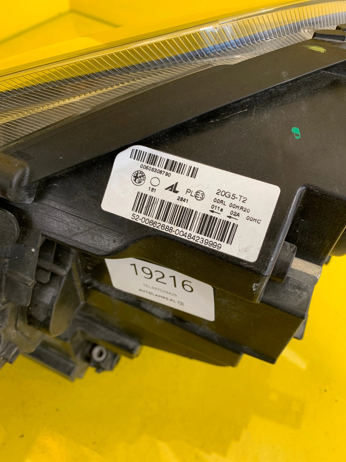 Reflektor LAMPA PRAWA ALFA ROMEO GIULIETTA ZWYKŁA+LED Autolamps 2 Reflektor LAMPA PRAWA ALFA ROMEO GIULIETTA ZWYKŁA+LED