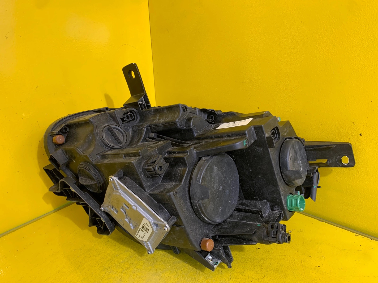 Reflektor LAMPA PRAWA ALFA ROMEO GIULIETTA ZWYKŁA+LED Autolamps 4 Reflektor LAMPA PRAWA ALFA ROMEO GIULIETTA ZWYKŁA+LED