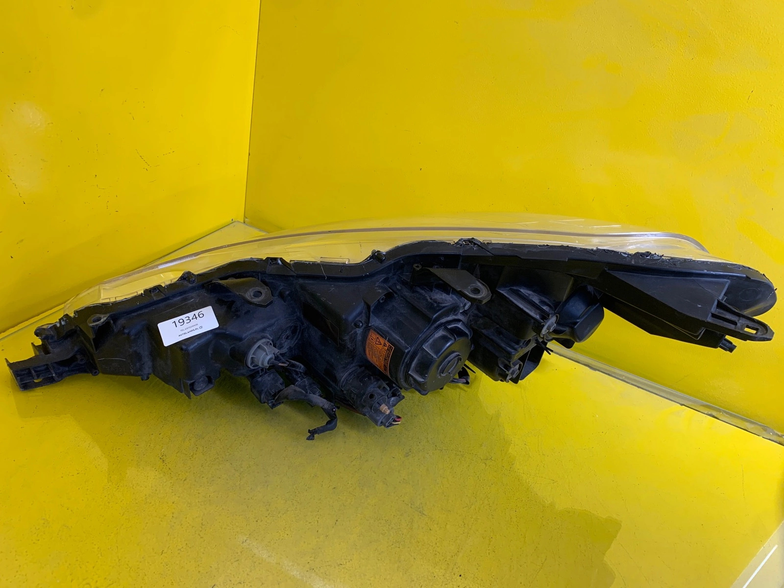 Reflektor LAMPA PRAWA CITROEN C-CROSSER XENON 07-12 Autolamps 2 Reflektor LAMPA PRAWA CITROEN C-CROSSER XENON 07-12