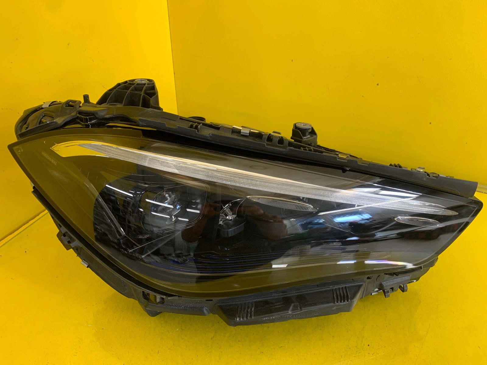 Reflektor Lampa Prawa MERCEDES CLE COUPE 236 W236 C236 LED PERFORMANCE A2369066200 Autolamps Reflektor Lampa Prawa MERCEDES CLE COUPE 236 W236 C236 LED PERFORMANCE A2369066200