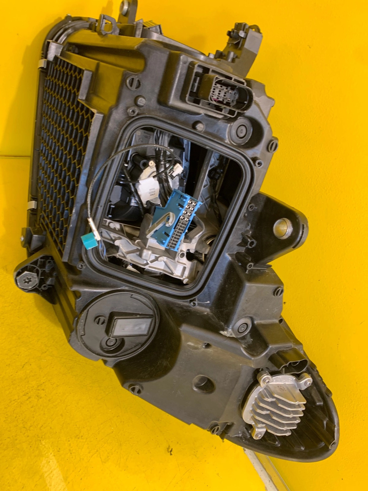 Reflektor LAMPA PRAWA MERCEDES AMG GT W192 LIFT USA A1929066200 Autolamps 4 Reflektor LAMPA PRAWA MERCEDES AMG GT W192 LIFT USA A1929066200