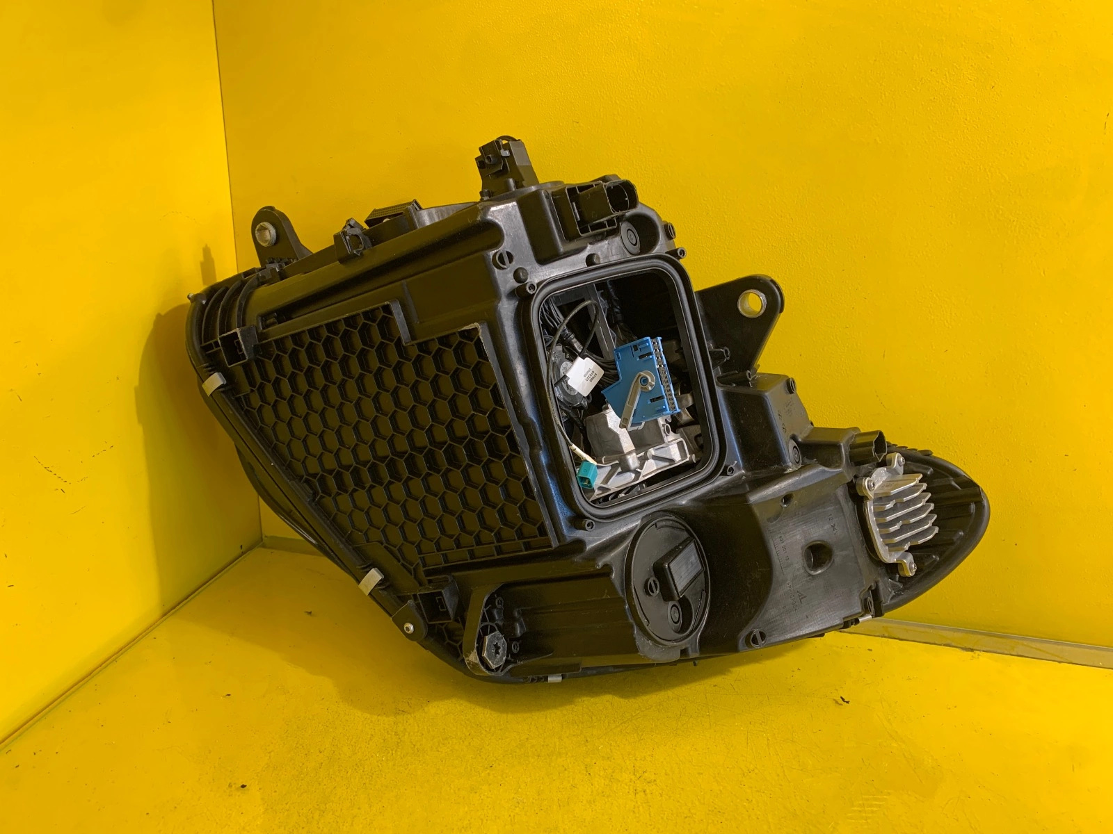 Reflektor LAMPA PRAWA MERCEDES AMG GT W192 LIFT USA A1929066200 Autolamps 6 Reflektor LAMPA PRAWA MERCEDES AMG GT W192 LIFT USA A1929066200