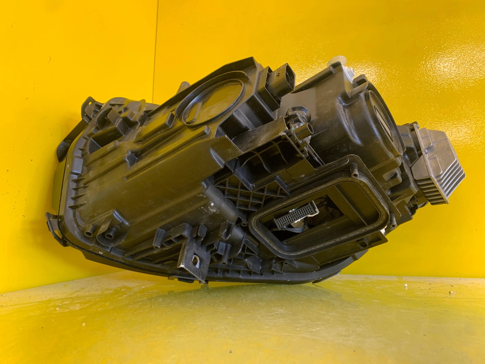 Reflektor Lampa Prawa MERCEDES EQB EQA W243 FULL LED A2439069000 Autolamps 5 Reflektor Lampa Prawa MERCEDES EQB EQA W243 FULL LED A2439069000