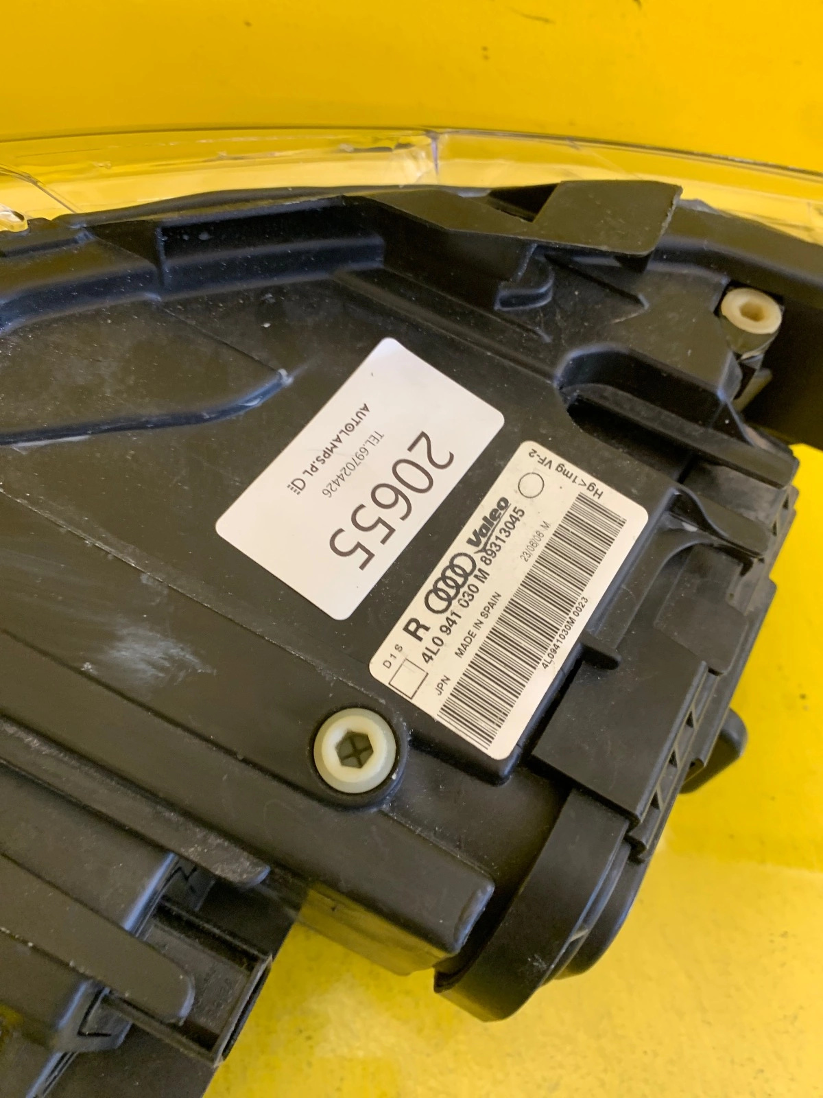 Reflektor Lampa Prawa Przód Audi Q7 Xenon 05- 4L0941030M Autolamps 2 Reflektor Lampa Prawa Przód Audi Q7 Xenon 05- 4L0941030M