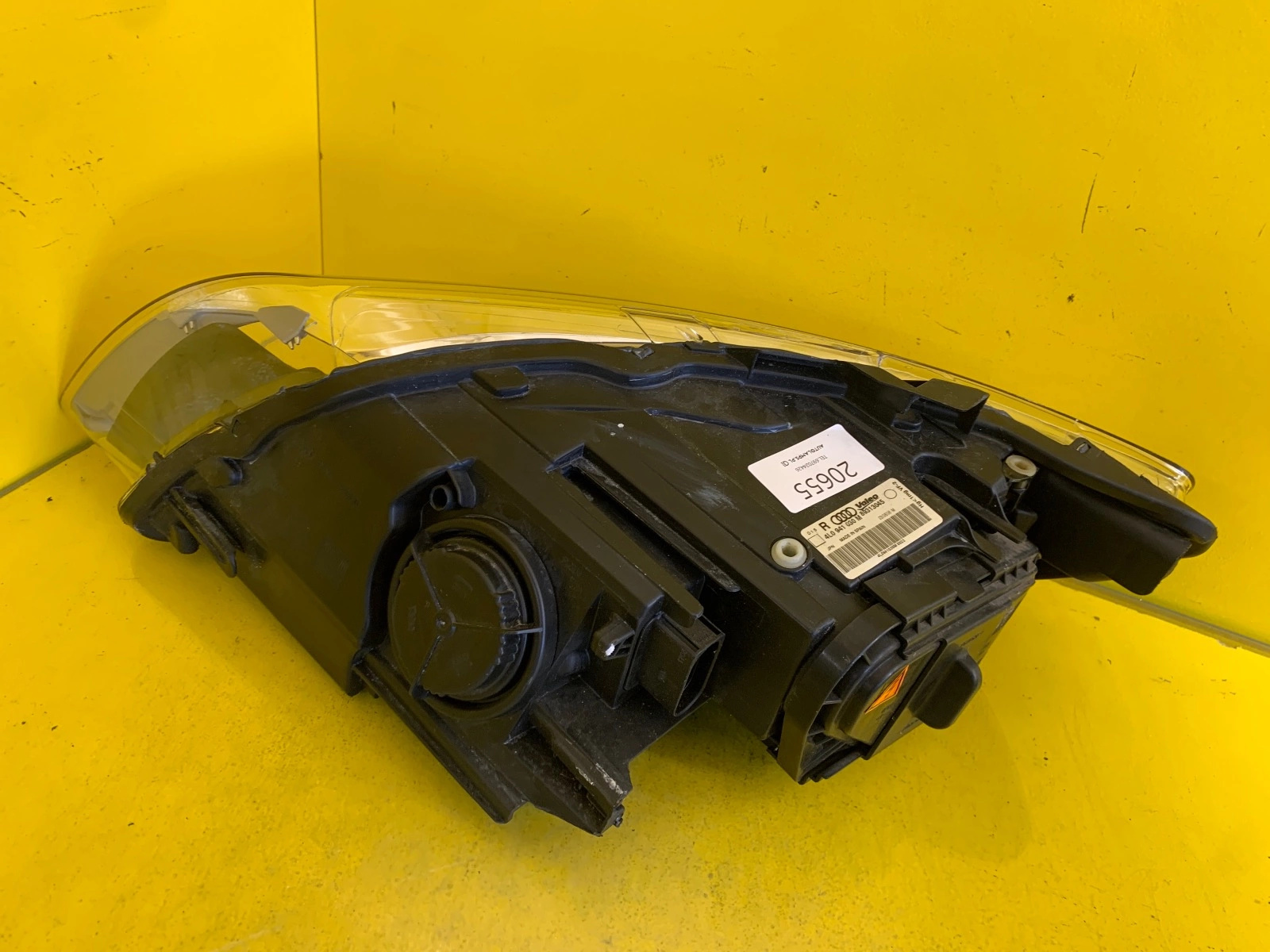 Reflektor Lampa Prawa Przód Audi Q7 Xenon 05- 4L0941030M Autolamps 3 Reflektor Lampa Prawa Przód Audi Q7 Xenon 05- 4L0941030M