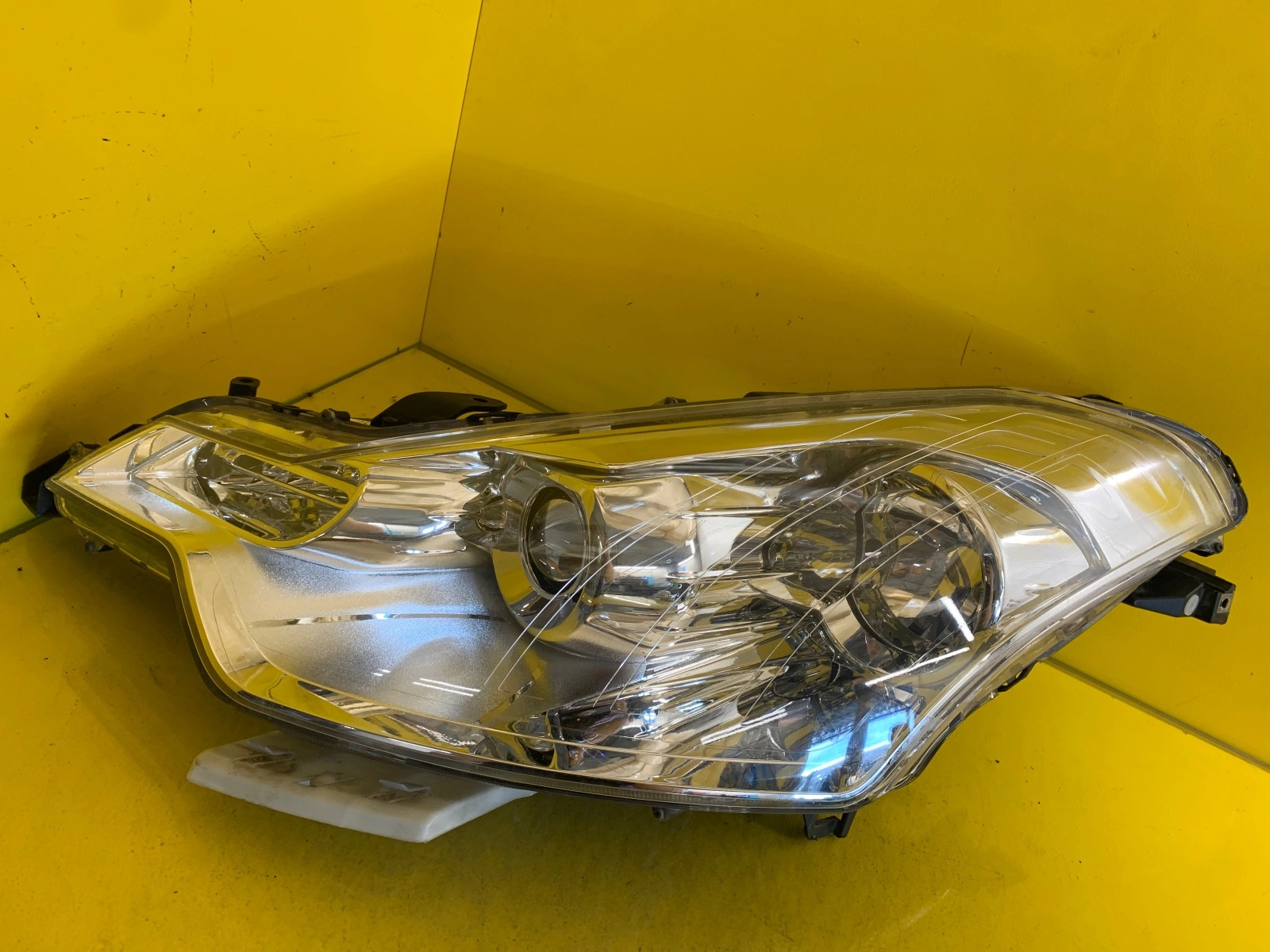 Reflektor Lampa Lewa Citroen C-Crosser Zwykła 07-12 Autolamps Reflektor Lampa Lewa Citroen C-Crosser Zwykła 07-12