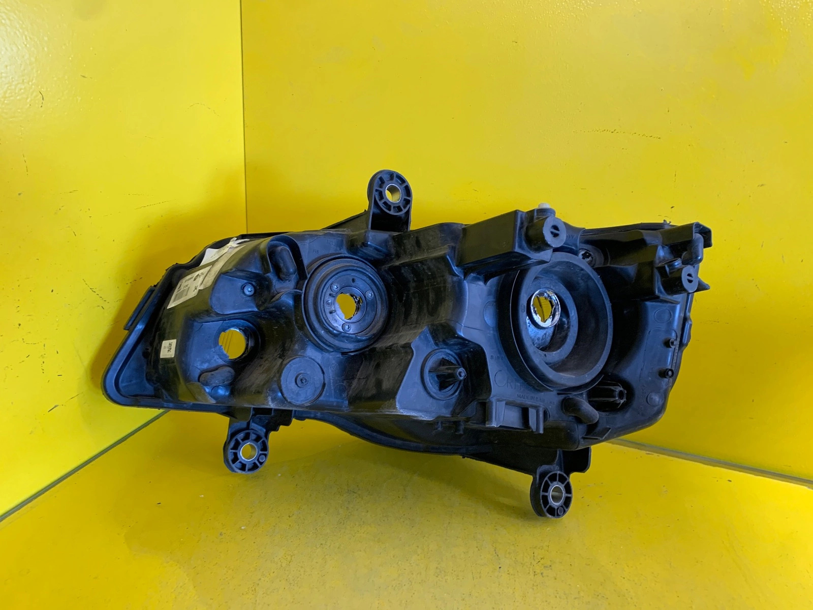 Reflektor Lampa Prawa Chrysler Voyager 08-14 05113336AG Autolamps 4 Reflektor Lampa Prawa Chrysler Voyager 08-14 05113336AG