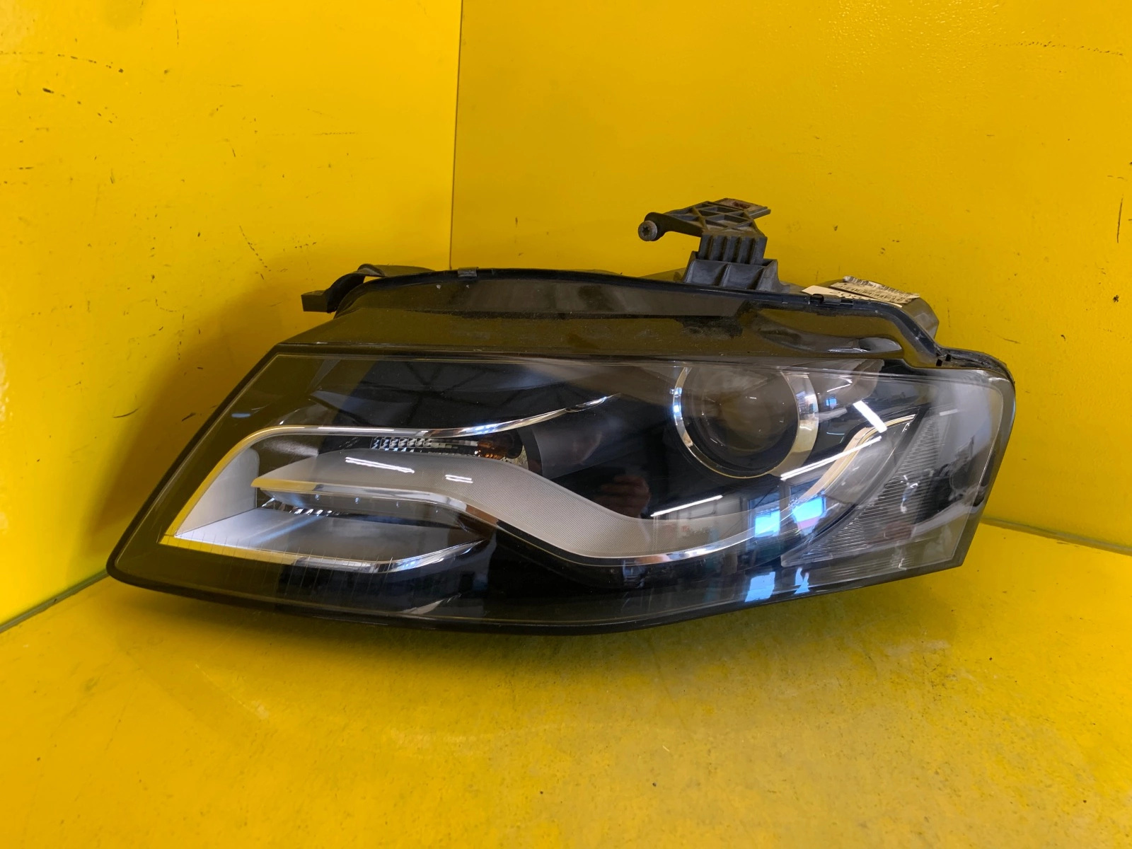 Reflektor Lampa Lewa Audi A4 B8 8K0941003C 08-12 Bi-Xenon Autolamps Reflektor Lampa Lewa Audi A4 B8 8K0941003C 08-12 Bi-Xenon