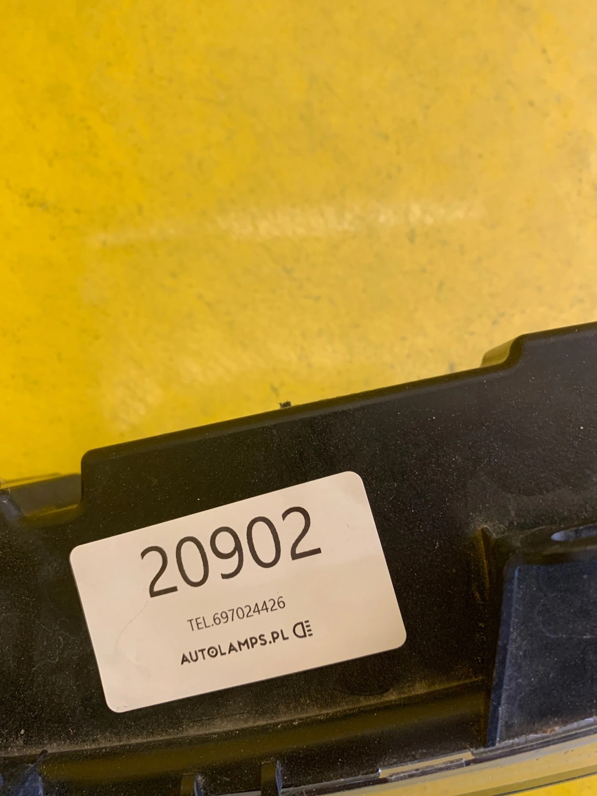 Reflektor Halogen Lewy Range Rover L460 LED DRL M8252-15201 Autolamps 2 Reflektor Halogen Lewy Range Rover L460 LED DRL M8252-15201