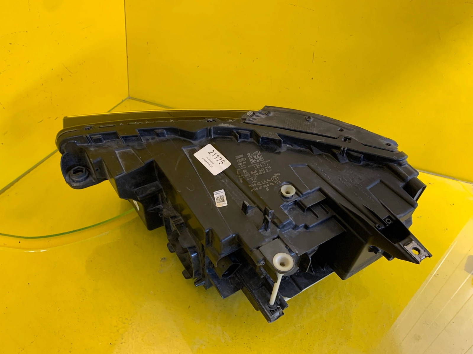 Reflektor Lampa prawa Audi Q4 E-Tron Full Led 89A941034 Autolamps 4 Reflektor Lampa prawa Audi Q4 E-Tron Full Led 89A941034