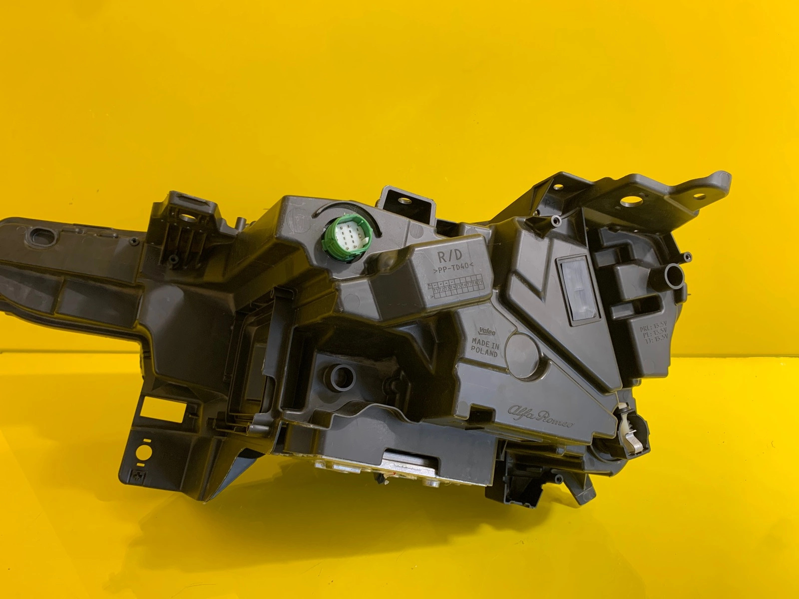 Reflektor Lampa Przednia Prawa Alfa Romeo Milano Junior 24- Full Led Autolamps 4 Reflektor Lampa Przednia Prawa Alfa Romeo Milano Junior 24- Full Led