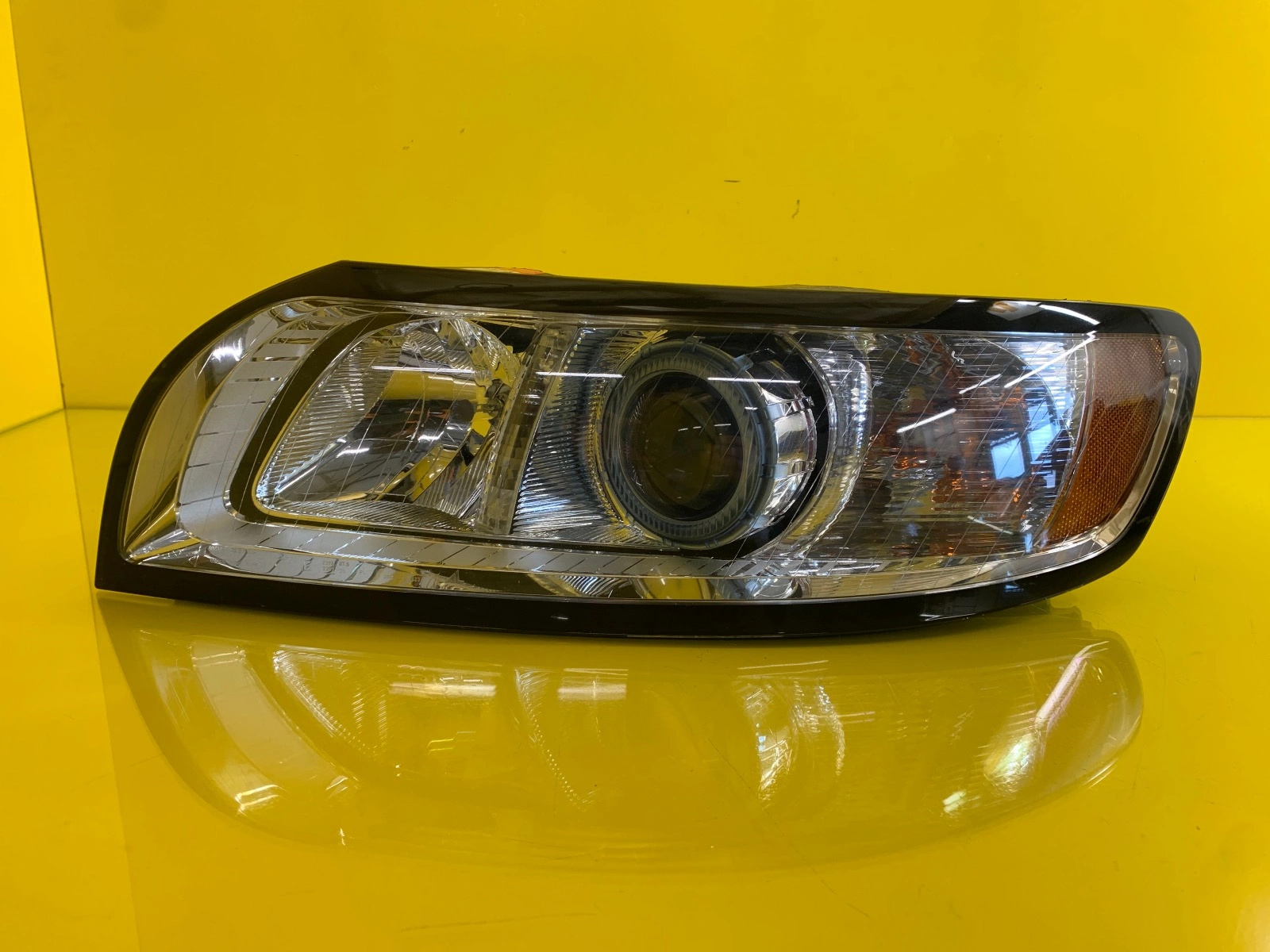 Reflektor Lampa Lewa Volvo S40 V50 Lift 07-12 31265698 Xenon Autolamps Reflektor Lampa Lewa Volvo S40 V50 Lift 07-12 31265698 Xenon