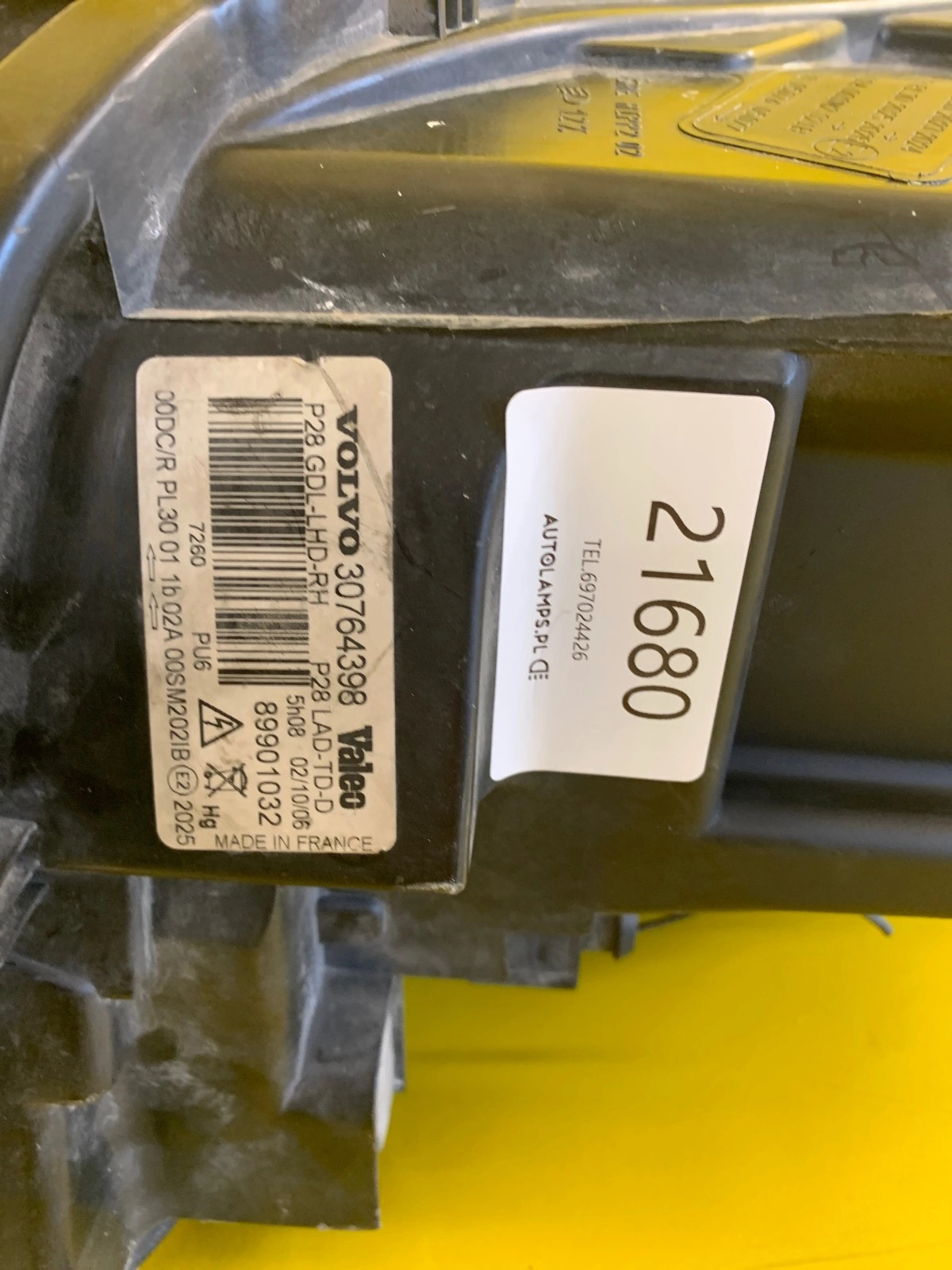 Reflektor Lampa Prawa Volvo XC90 I 02- Xenon 30764398 Autolamps 2 Reflektor Lampa Prawa Volvo XC90 I 02- Xenon 30764398