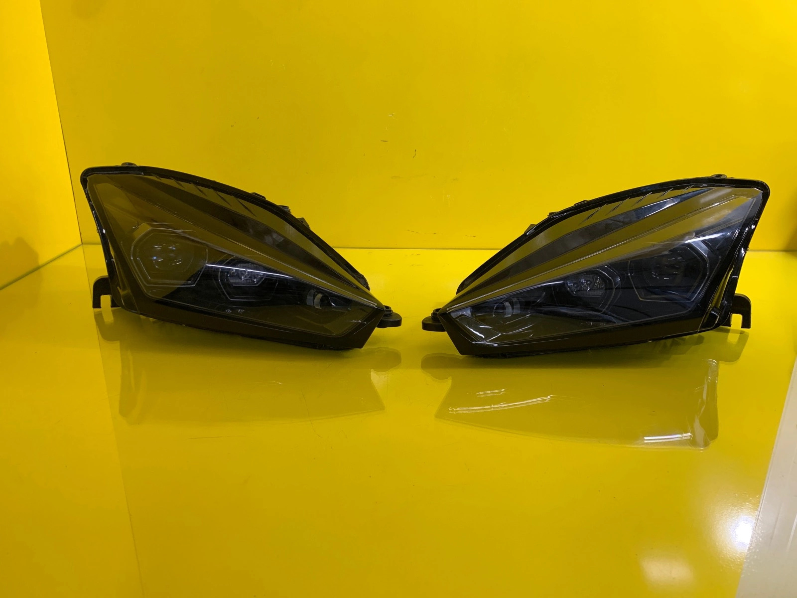 Reflektor Lampa Lewa Prawa Lamborghini Revuelto Full Led Autolamps Reflektor Lampa Lewa Prawa Lamborghini Revuelto Full Led