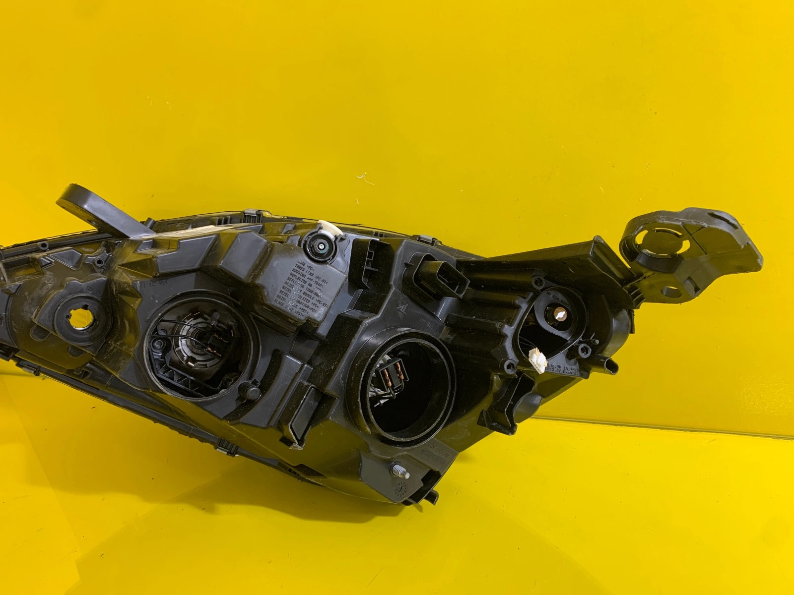 Reflektor Lampa Przód Prawa Peugeot 308 II T9 Lift Led + Soczewka Autolamps 4 Reflektor Lampa Przód Prawa Peugeot 308 II T9 Lift Led + Soczewka