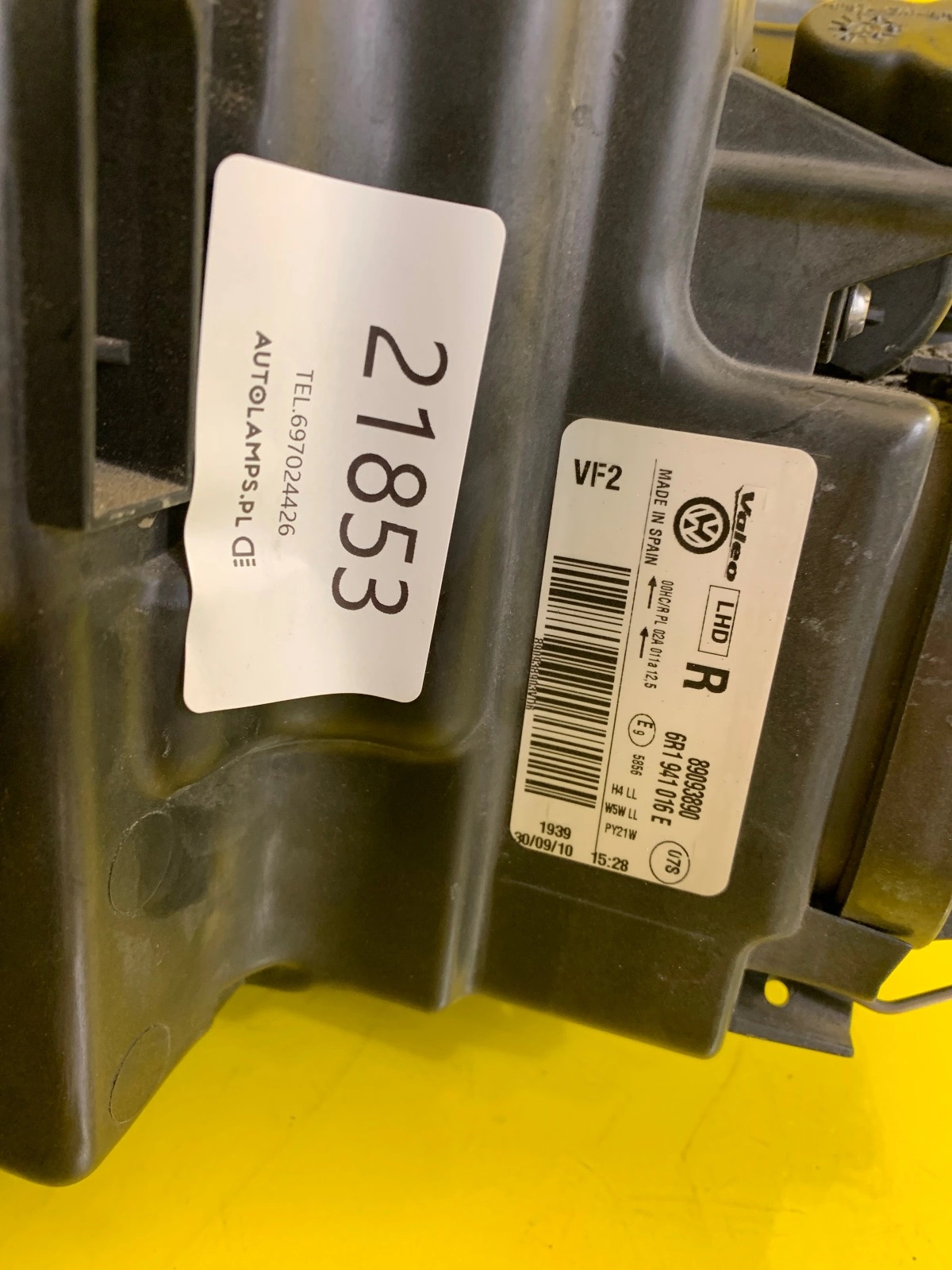 Reflektor Lampa Prawa Przednia VW Polo 6R0 6R1941016E Autolamps 2 Reflektor Lampa Prawa Przednia VW Polo 6R0 6R1941016E