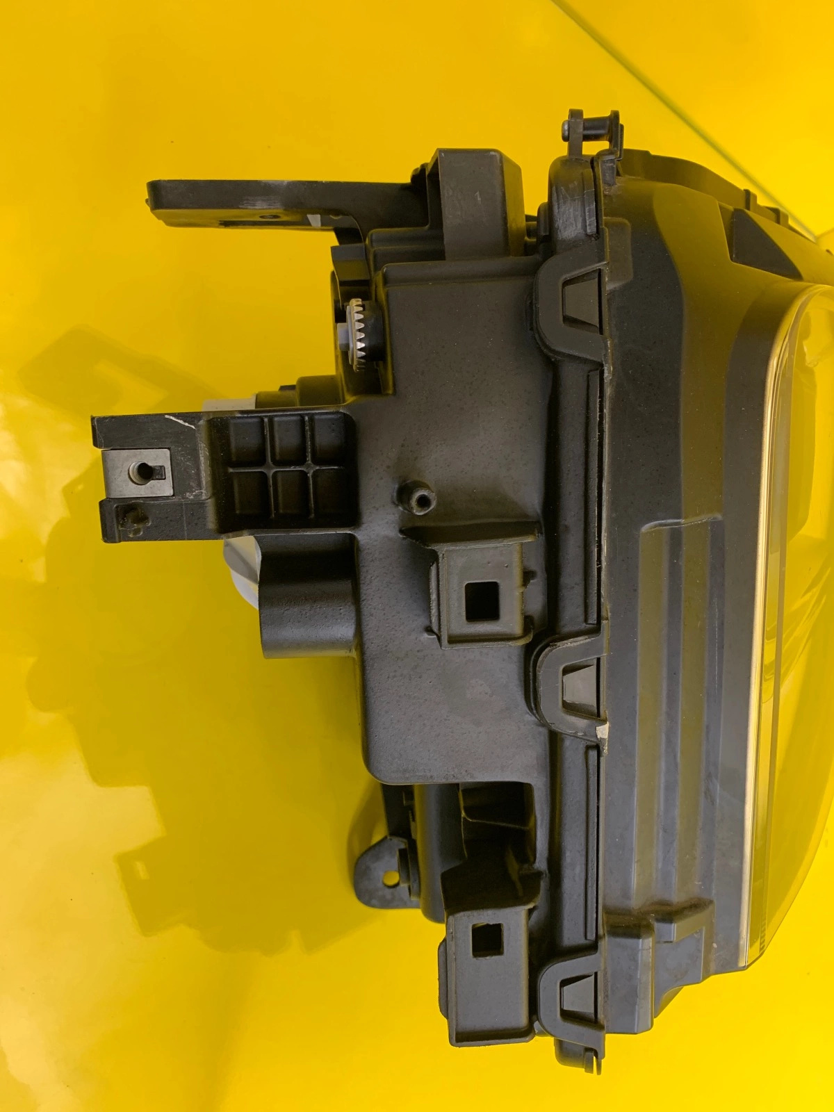 Reflektor Lampa Lewa Mitsubishi Eclipse Cross Lift 2022- Autolamps 3 Reflektor Lampa Lewa Mitsubishi Eclipse Cross Lift 2022-