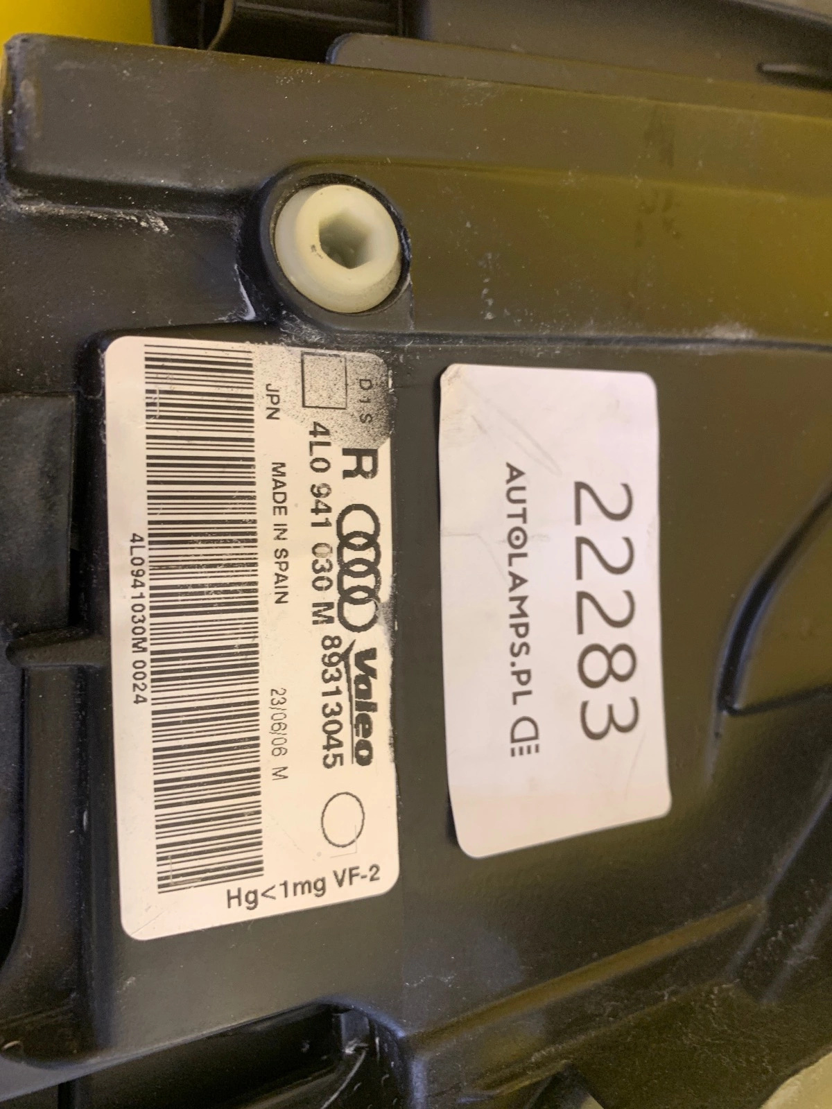 Reflektor Lampa Prawa Przód Audi Q7 Xenon 05- 4L0941030M Autolamps 2 Reflektor Lampa Prawa Przód Audi Q7 Xenon 05- 4L0941030M