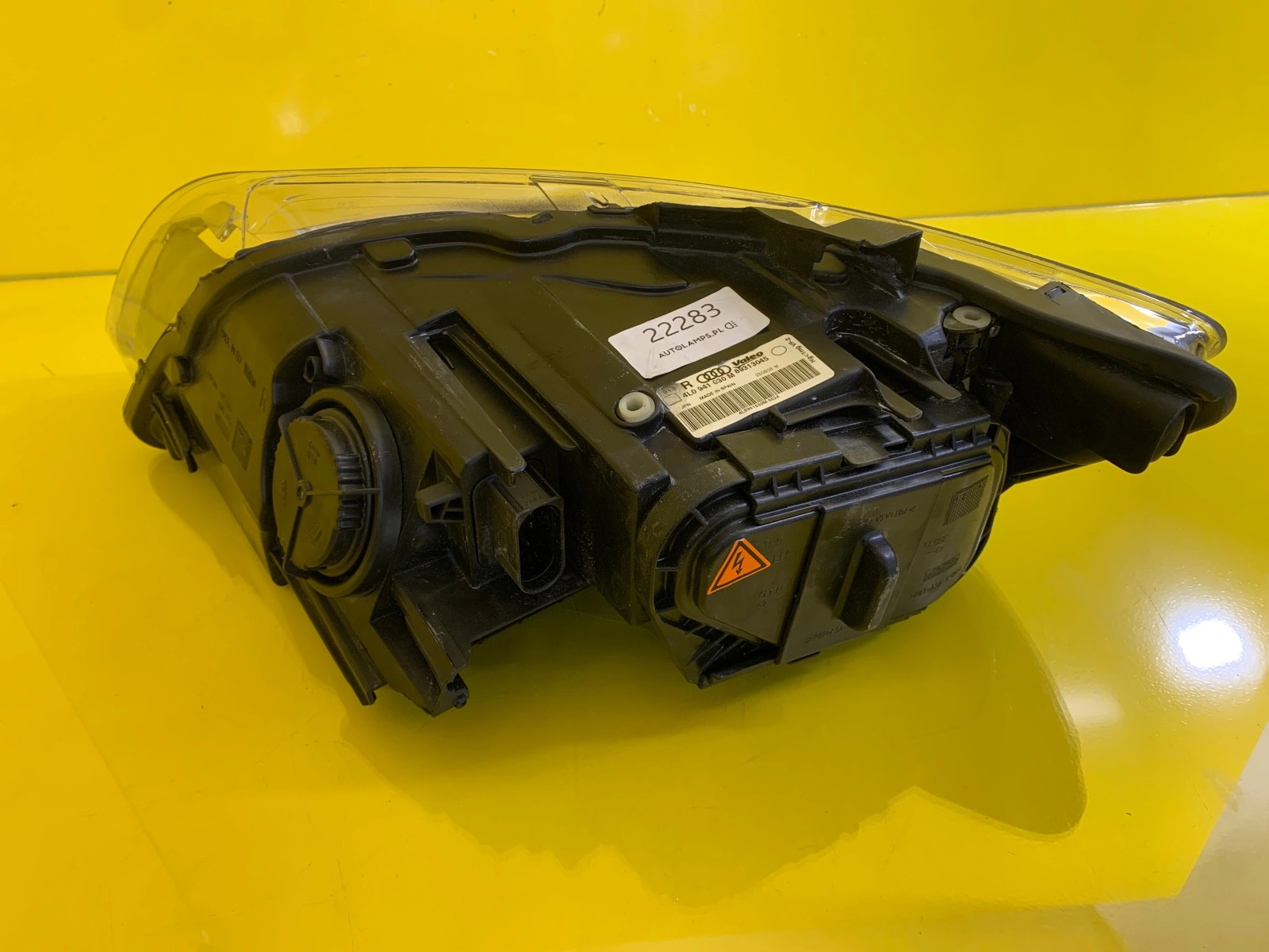 Reflektor Lampa Prawa Przód Audi Q7 Xenon 05- 4L0941030M Autolamps 3 Reflektor Lampa Prawa Przód Audi Q7 Xenon 05- 4L0941030M