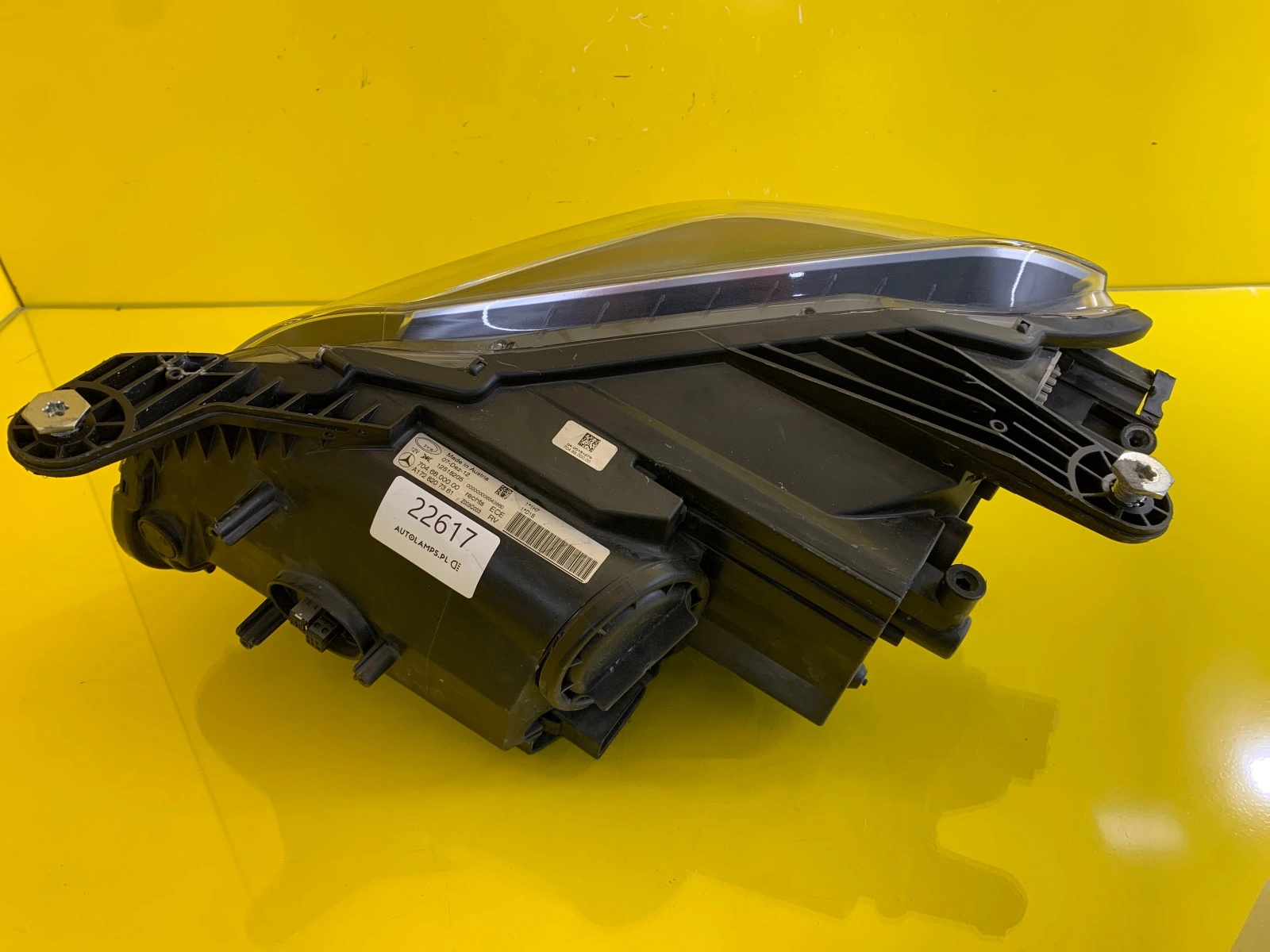 Reflektor Mercedes SLK AMG W172 Lampa Przód Prawa Bi-Xenon A1728207361 Autolamps 3 Reflektor Mercedes SLK AMG W172 Lampa Przód Prawa Bi-Xenon A1728207361