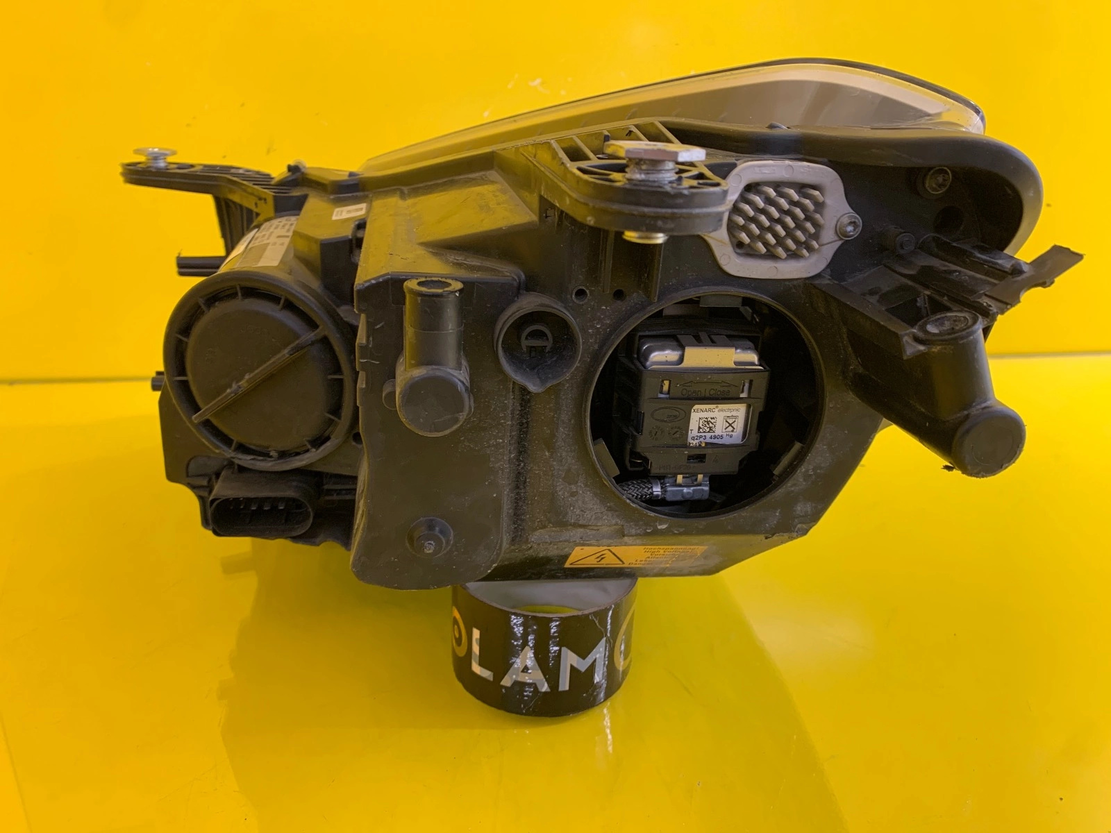 Reflektor Mercedes SLK AMG W172 Lampa Przód Prawa Bi-Xenon A1728207361 Autolamps 4 Reflektor Mercedes SLK AMG W172 Lampa Przód Prawa Bi-Xenon A1728207361