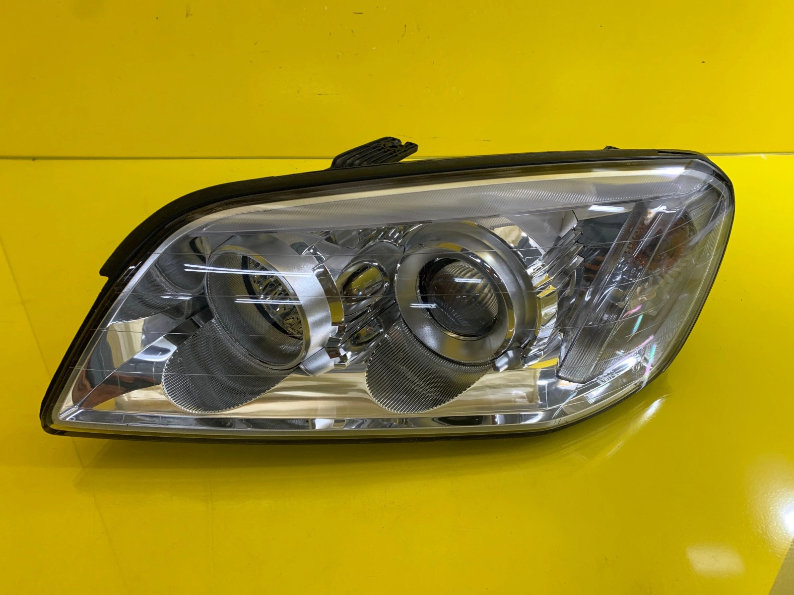 Reflektor Lampa Lewa Chevrolet Captiva I 06-10 Soczewka Autolamps Reflektor Lampa Lewa Chevrolet Captiva I 06-10 Soczewka