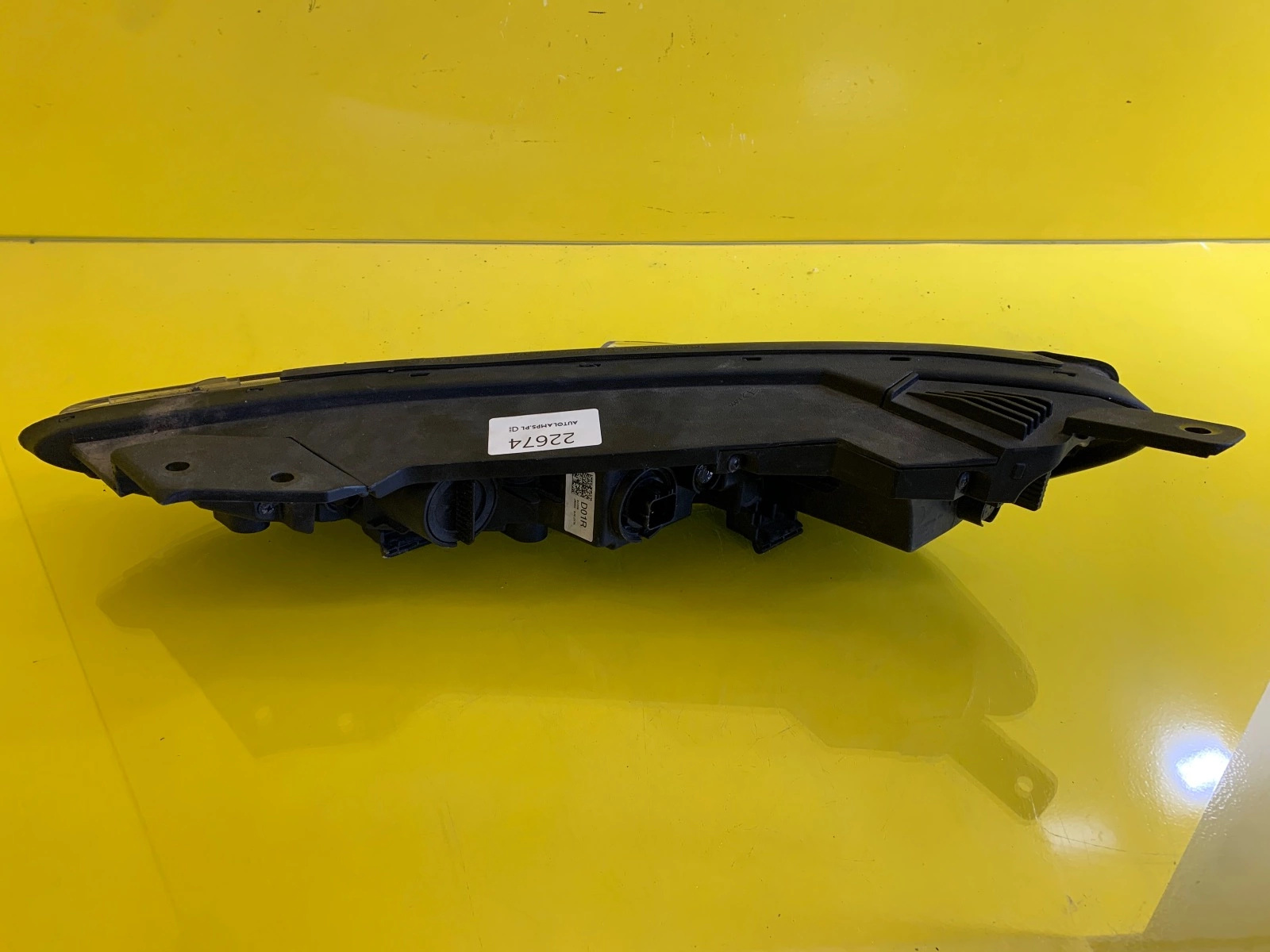 Reflektor Lampa Prawa Przednia Hyundai Kona 17-20 Górna Led Autolamps 3 Reflektor Lampa Prawa Przednia Hyundai Kona 17-20 Górna Led