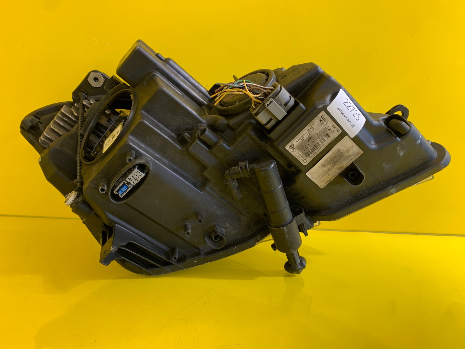 Reflektor Lampa Lewa Mercedes E-Klasa W207 Bi-Xenon 09-13 A2078200159 Autolamps 6 Reflektor Lampa Lewa Mercedes E-Klasa W207 Bi-Xenon 09-13 A2078200159