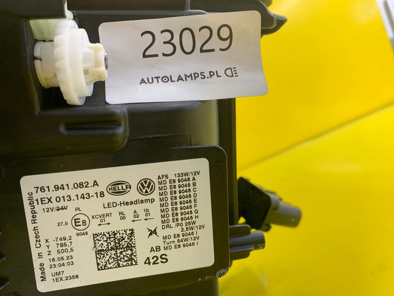 Reflektor Lampa Prawa VW Touareg 761 R-Line Lampa Prawa Przednia Full Led Matrix 761941081A Autolamps 2 Reflektor Lampa Prawa VW Touareg 761 R-Line Lampa Prawa Przednia Full Led Matrix 761941081A