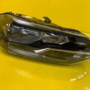 Reflektor Lampa prawa VW Polo 6 VI 17-21 zwykła 2G1941006 Autolamps Reflektor Lampa prawa VW Polo 6 VI 17-21 zwykła 2G1941006