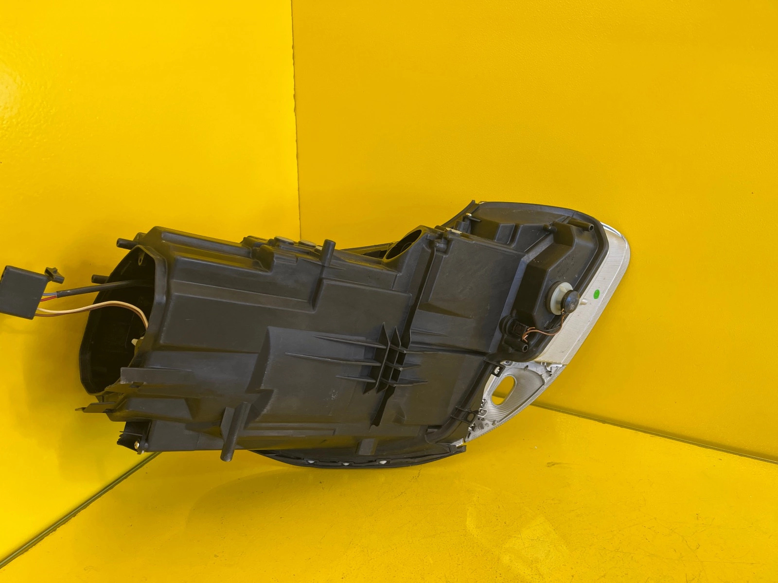 Reflektor Lampa Lewa Porsche Carrera 911 XENON 99663105701 Autolamps 4 Reflektor Lampa Lewa Porsche Carrera 911 XENON 99663105701