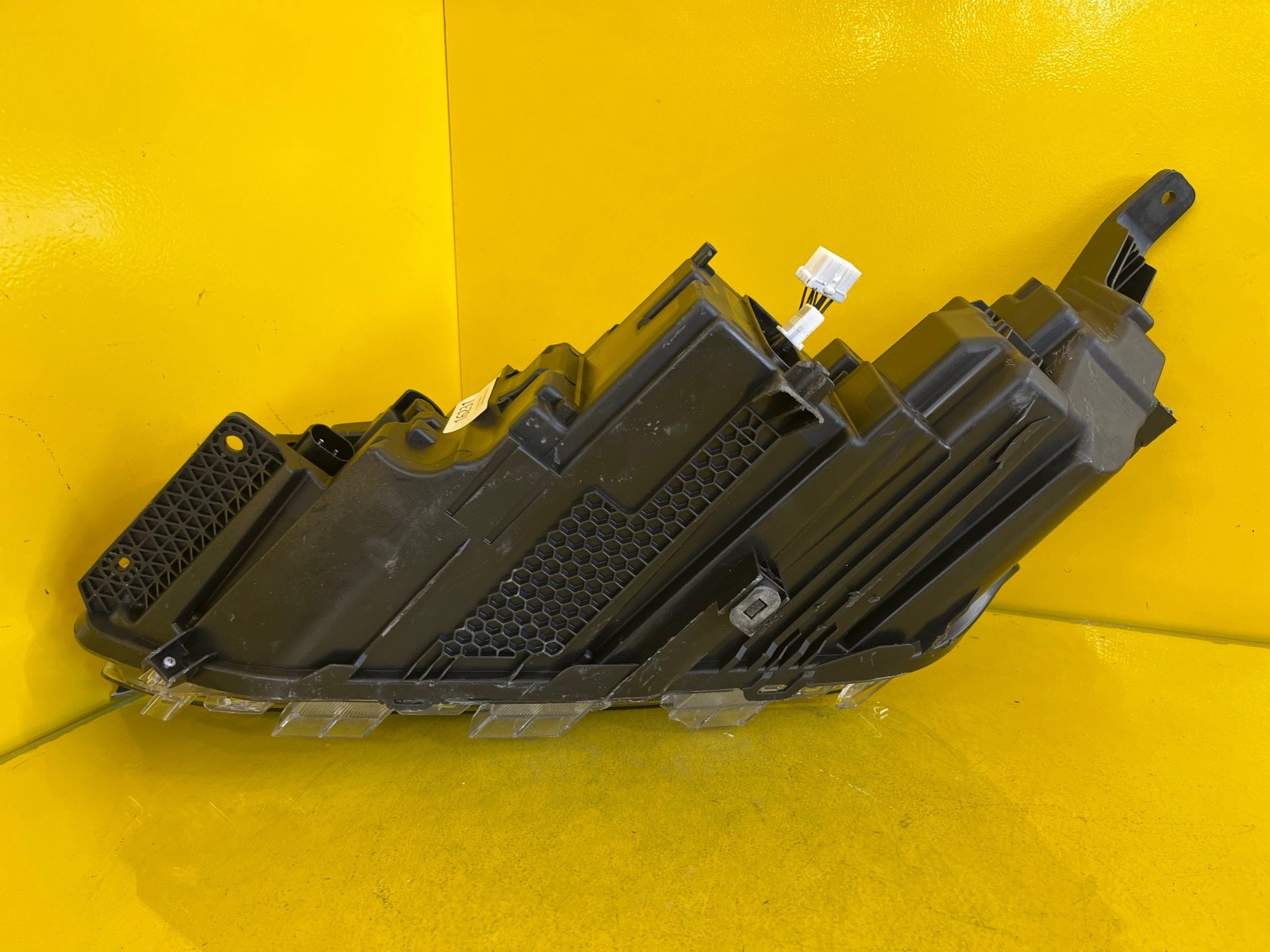 Reflektor Lampa Prawa Przednia BYD Tang Full Led DJCB01 Autolamps 4 Reflektor Lampa Prawa Przednia BYD Tang Full Led DJCB01