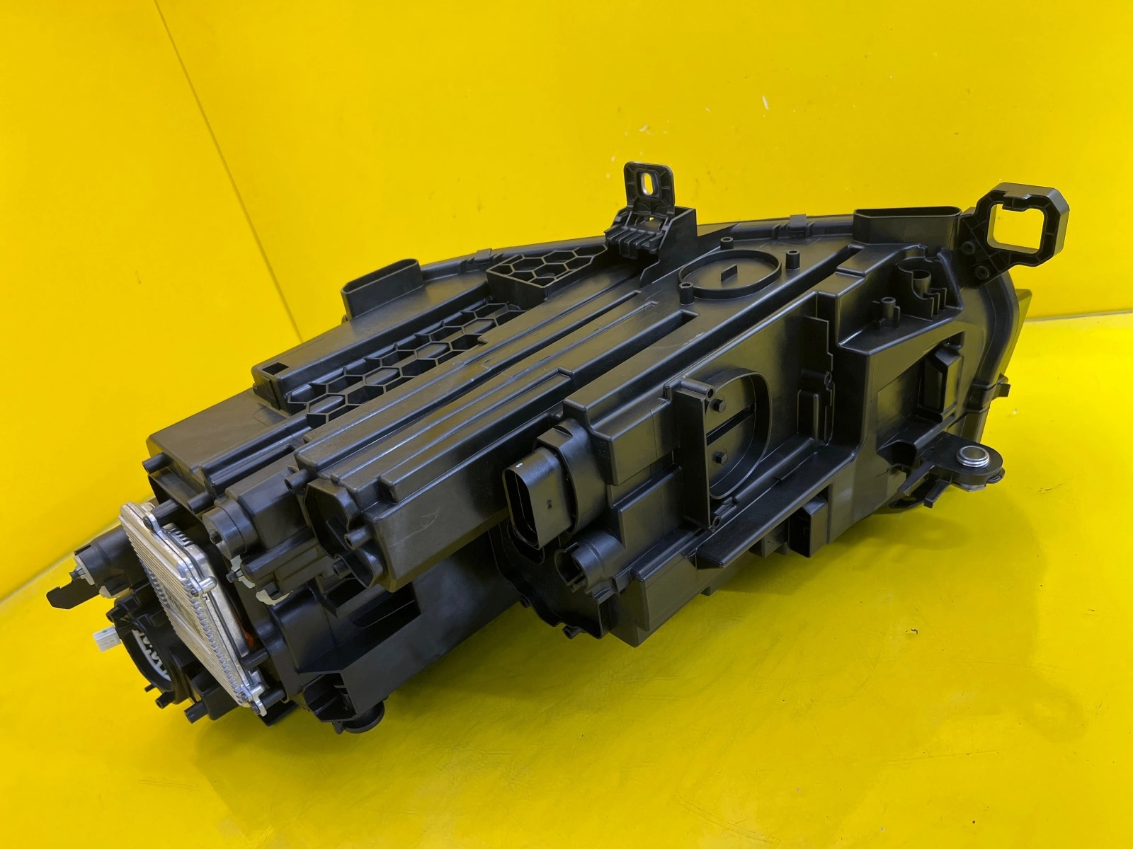 Reflektor Lampa Przednia Prawa VW Tiguan III Full Led 571941036C Autolamps 6 Reflektor Lampa Przednia Prawa VW Tiguan III Full Led 571941036C