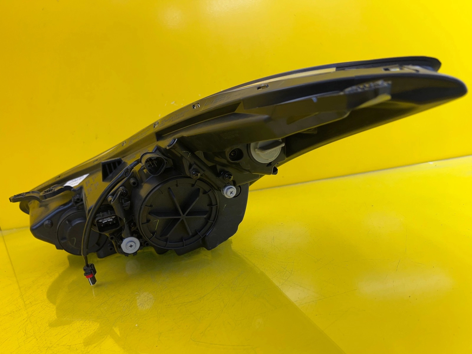 Reflektor Lampa Prawa Przednia Hyundai Elantra Zwykła 10-16 Autolamps 4 Reflektor Lampa Prawa Przednia Hyundai Elantra Zwykła 10-16