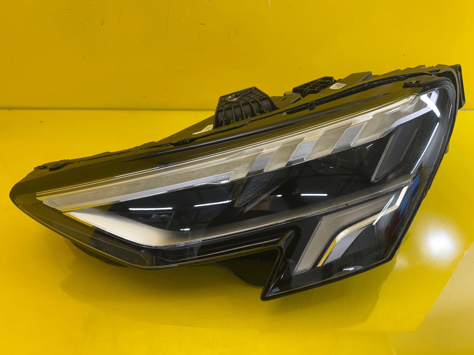 Reflektor Lampa Lewa Audi A3 8Y 20- Full Led 8Y0941033 Autolamps Reflektor Lampa Lewa Audi A3 8Y 20- Full Led 8Y0941033