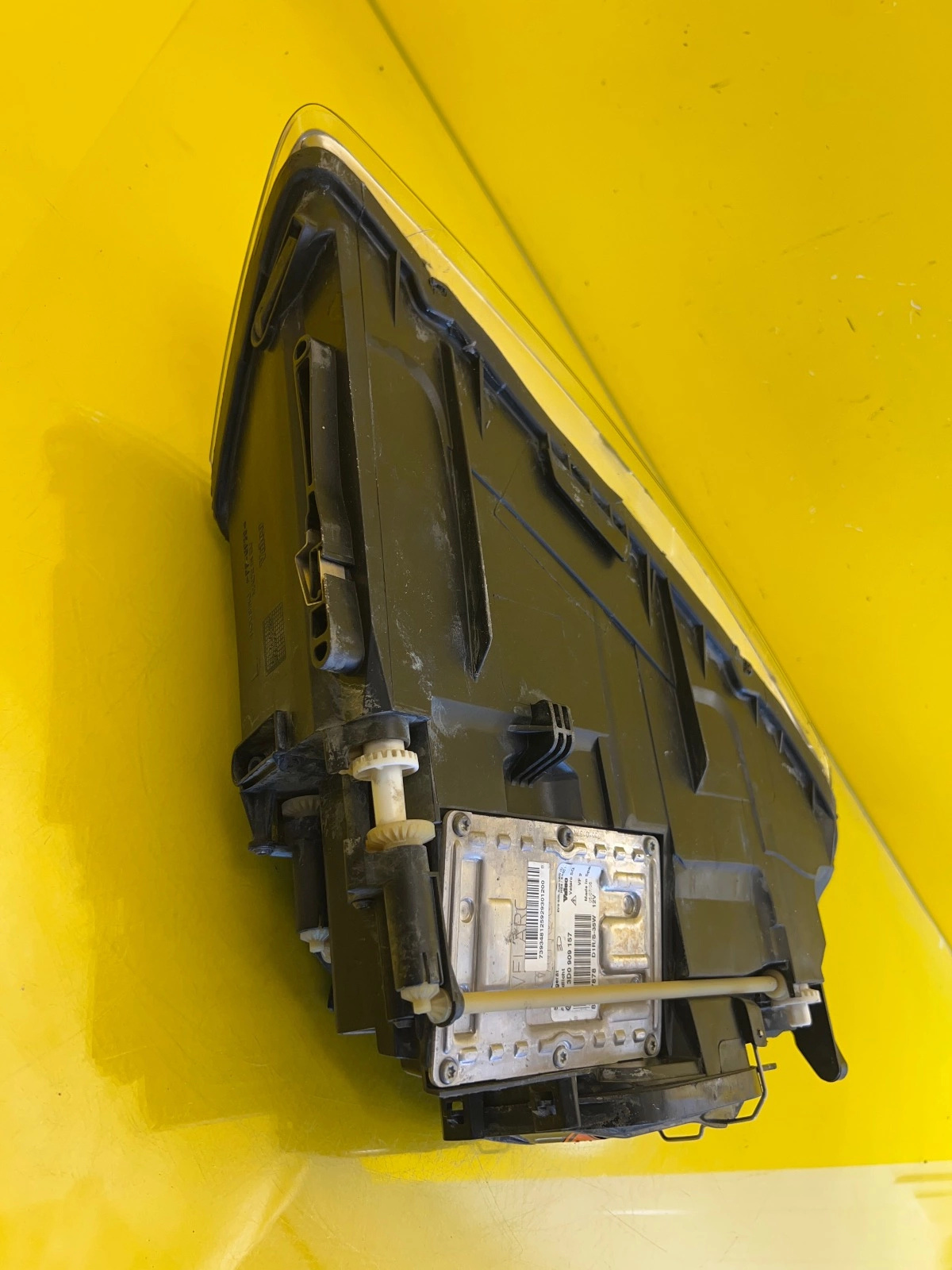 Reflektor Lampa Lewa Przednia VW Touareg 1 7L6 02-06 Xenon Autolamps 6 Reflektor Lampa Lewa Przednia VW Touareg 1 7L6 02-06 Xenon