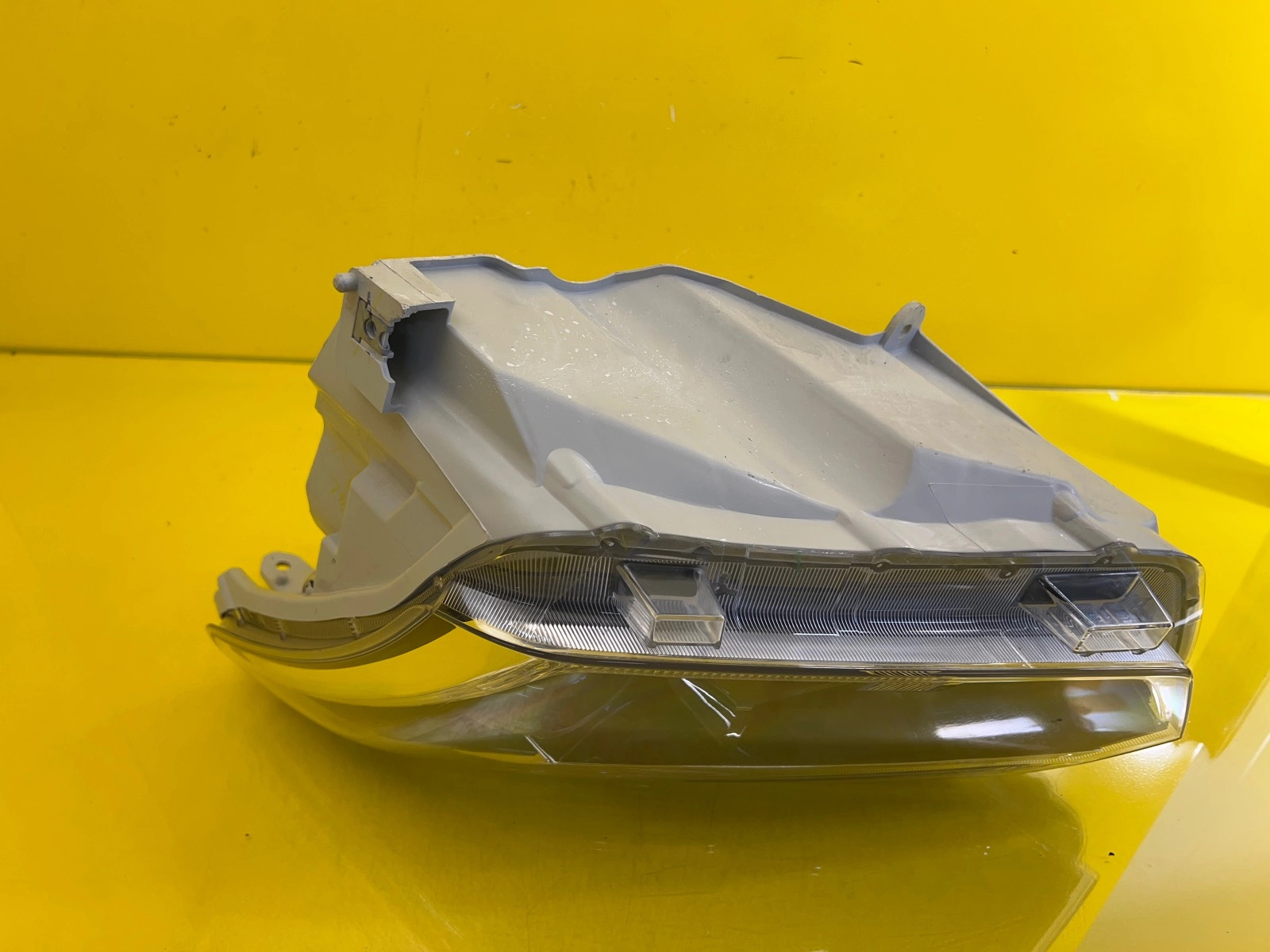 Reflektor Lampa Lewa Isuzu D Max 2 II Lift Zwykła + Led 15-20 LH 100-18544 Autolamps 5 Reflektor Lampa Lewa Isuzu D Max 2 II Lift Zwykła + Led 15-20 LH 100-18544