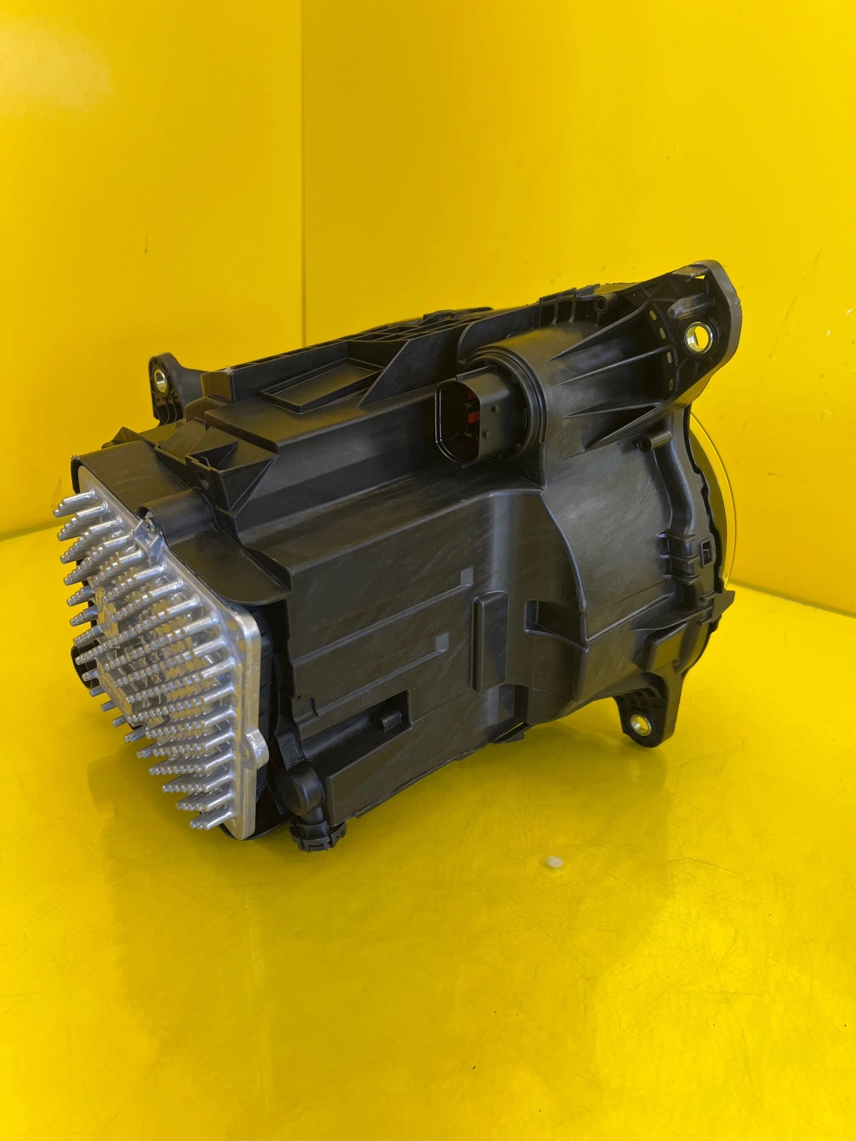 Reflektor Land Rover Defender 2 L663 20- Lampa Lewa Prawa Full Led L8B2-13W030-FJ Autolamps 7 Reflektor Land Rover Defender 2 L663 20- Lampa Lewa Prawa Full Led L8B2-13W030-FJ