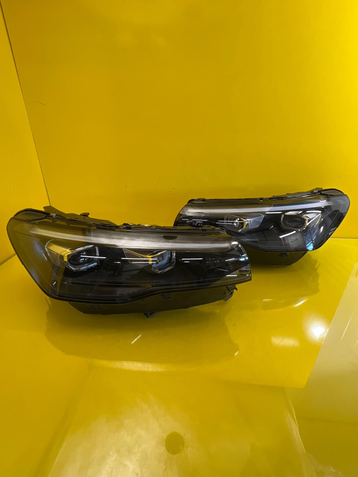 Reflektor Lampa Przednia Lewa Prawa VW Tiguan III Full Led 571941036C 571941035C Autolamps Reflektor Lampa Przednia Lewa Prawa VW Tiguan III Full Led 571941036C 571941035C