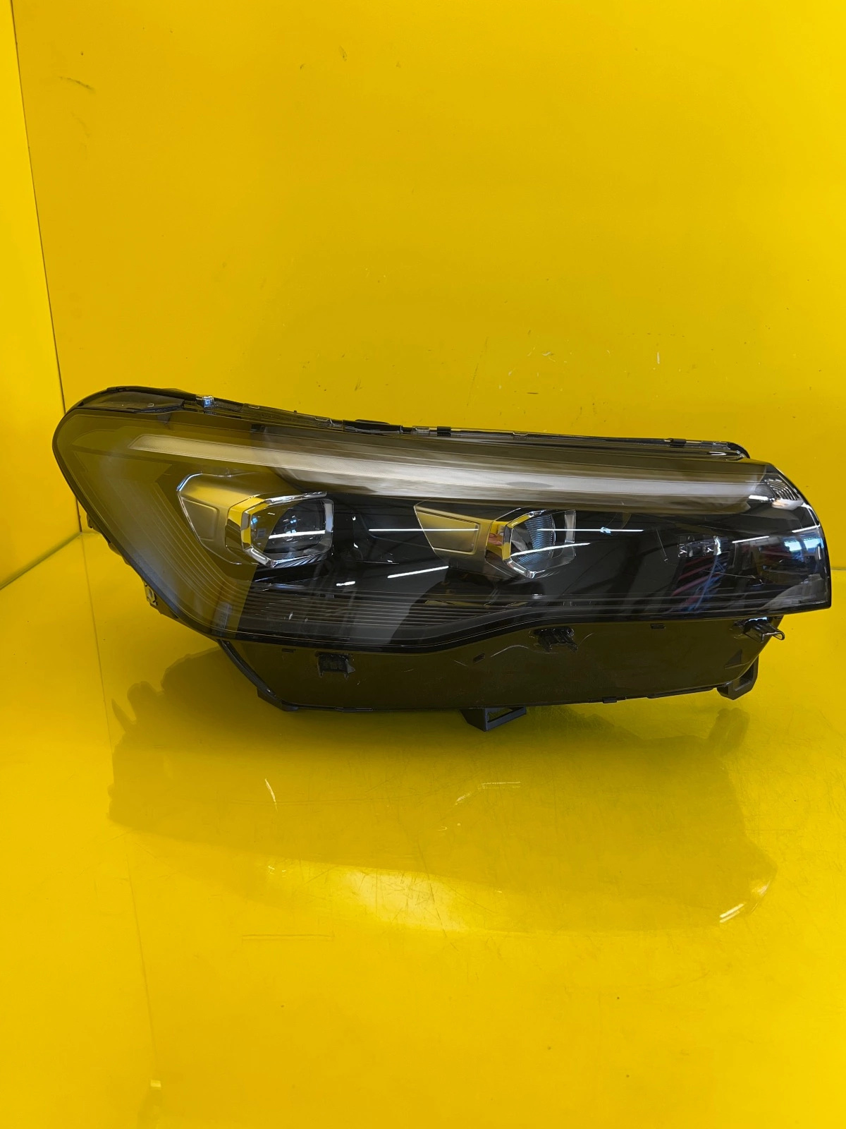 Reflektor Lampa Przednia Lewa Prawa VW Tiguan III Full Led 571941036C 571941035C Autolamps 2 Reflektor Lampa Przednia Lewa Prawa VW Tiguan III Full Led 571941036C 571941035C