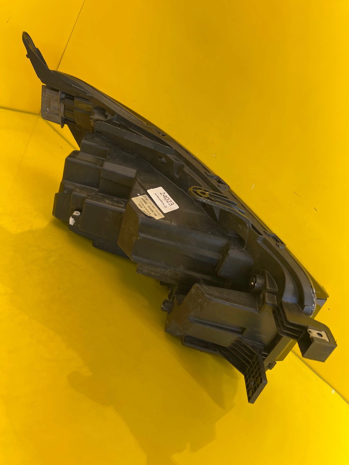 Reflektor Lampa Lewa Przednia Maxus Deliver 9 Full Led C00113995 Autolamps 4 Reflektor Lampa Lewa Przednia Maxus Deliver 9 Full Led C00113995