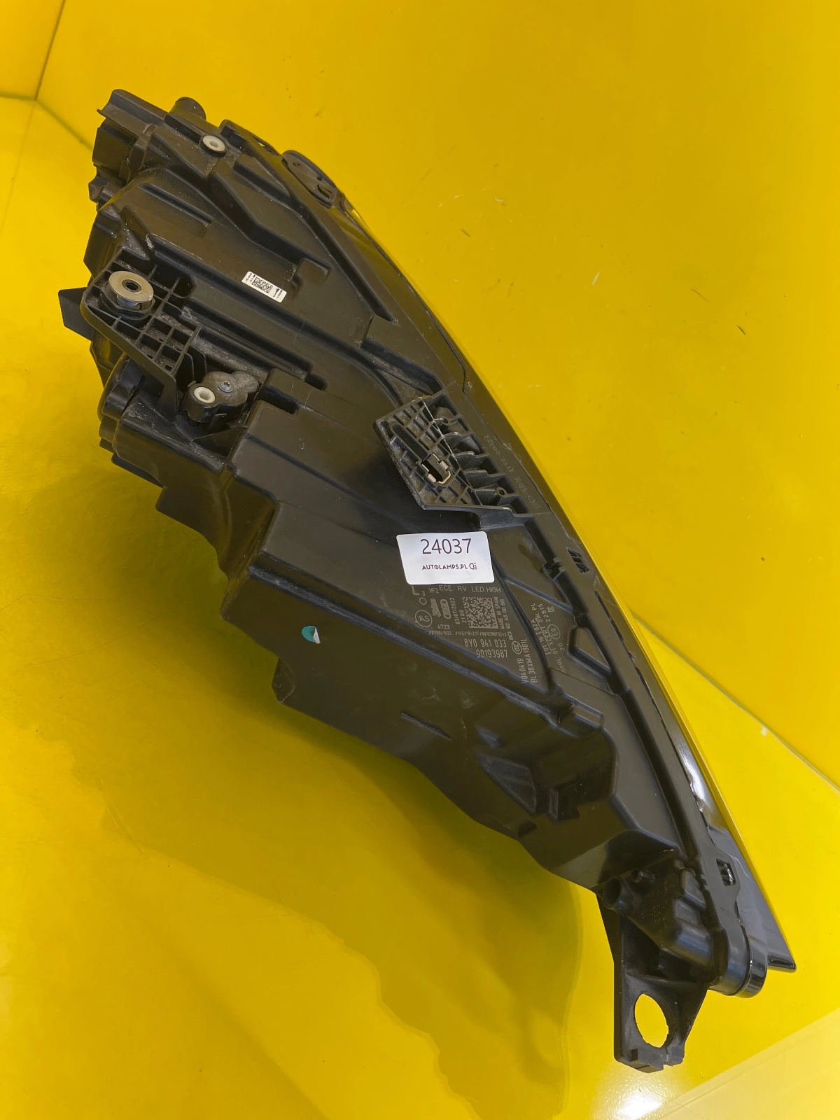 Reflektor Lampa Lewa Przednia Audi A3 8Y 20- Full Led 8Y0941033 Autolamps 3 Reflektor Lampa Lewa Przednia Audi A3 8Y 20- Full Led 8Y0941033