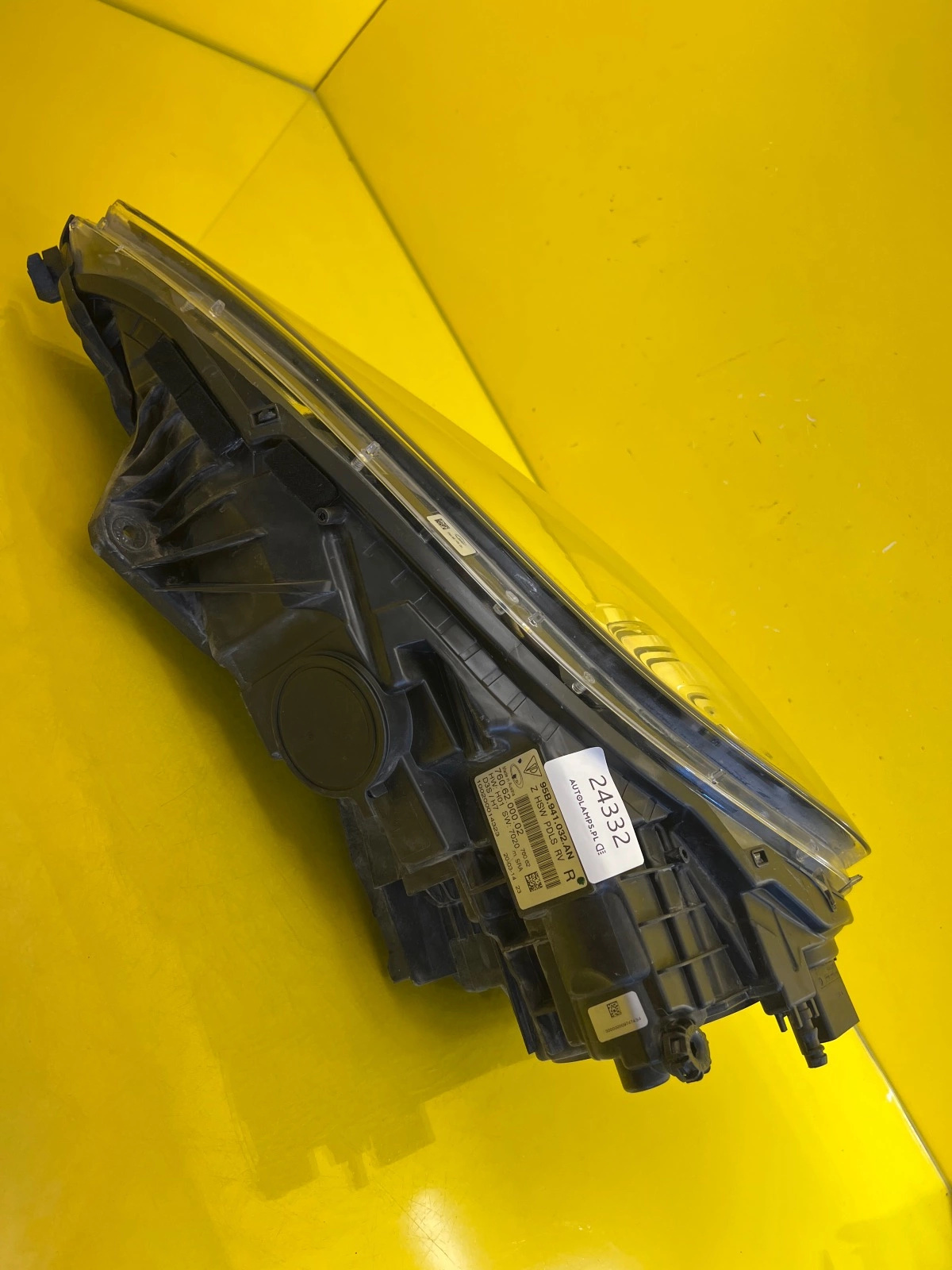 Reflektor Lampa Prawa Porsche Macan Xenon 95B941032AN Autolamps 3 Reflektor Lampa Prawa Porsche Macan Xenon 95B941032AN