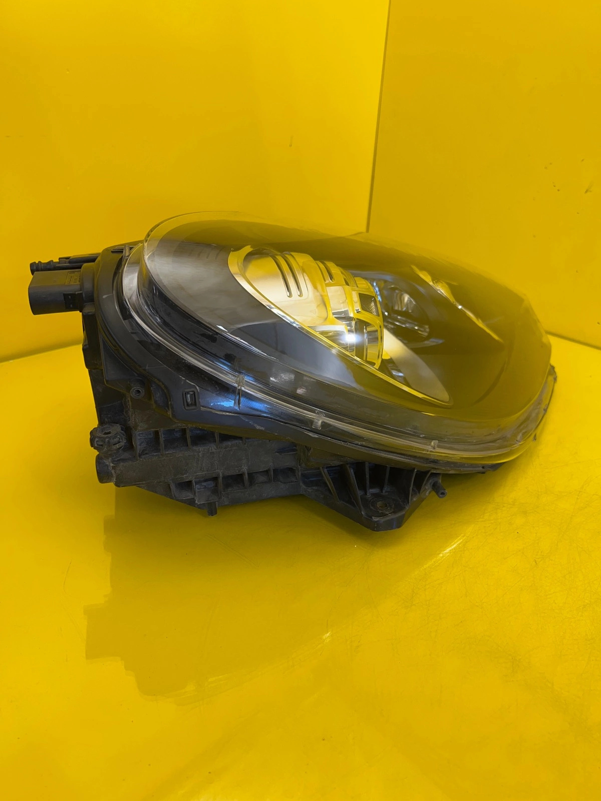 Reflektor Lampa Prawa Porsche Macan Xenon 95B941032AN Autolamps 5 Reflektor Lampa Prawa Porsche Macan Xenon 95B941032AN